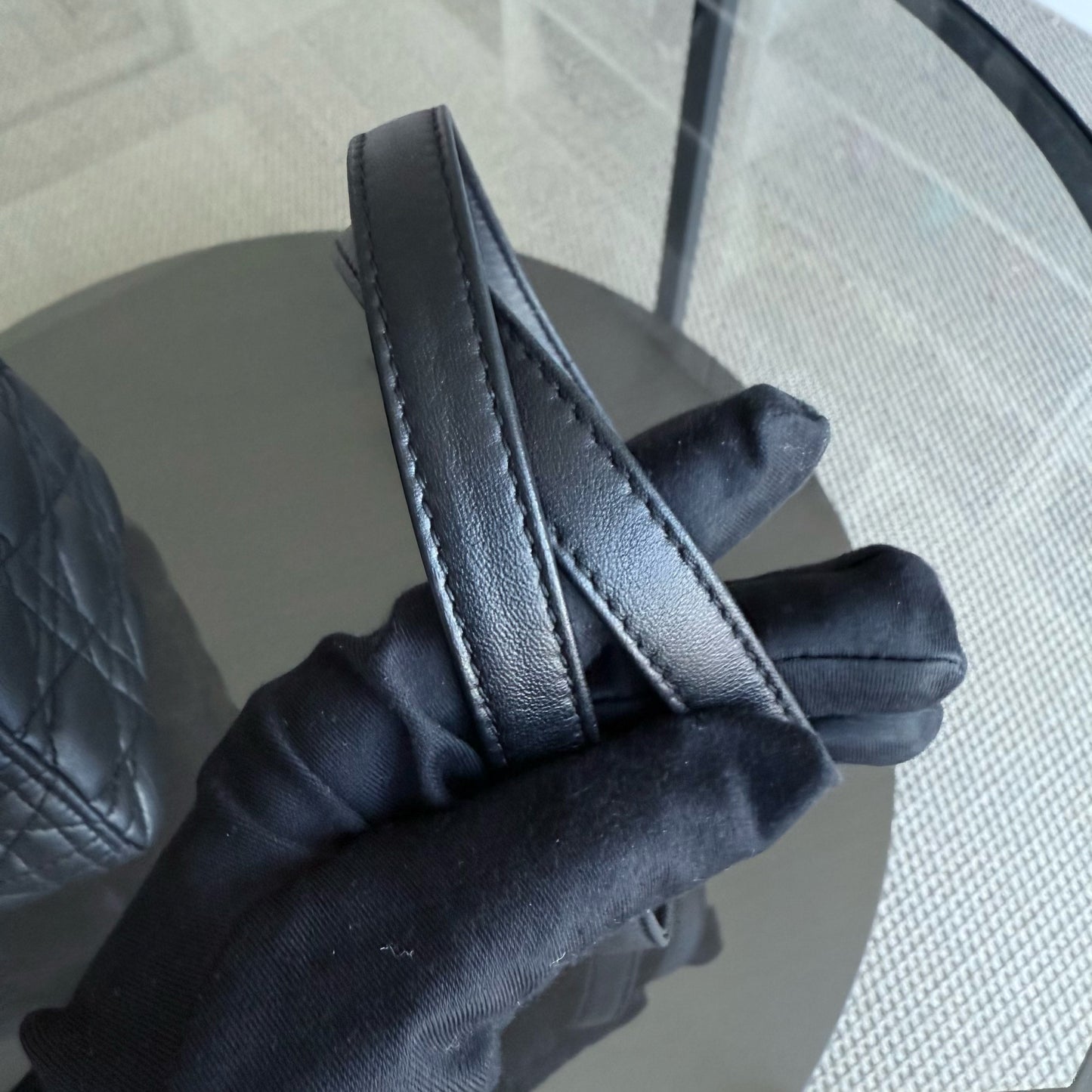 Kovancy Lady Moyen - Cuir d'agneau Cannage noir et matériel doré