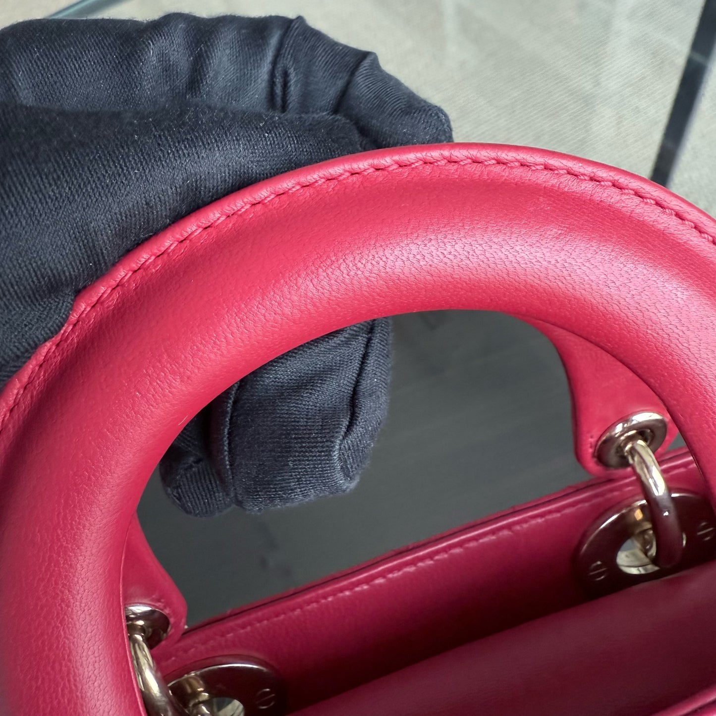 Kovancy Lady Mini - Bandoulière réglable en cuir d'agneau Cannage rouge et matériel doré