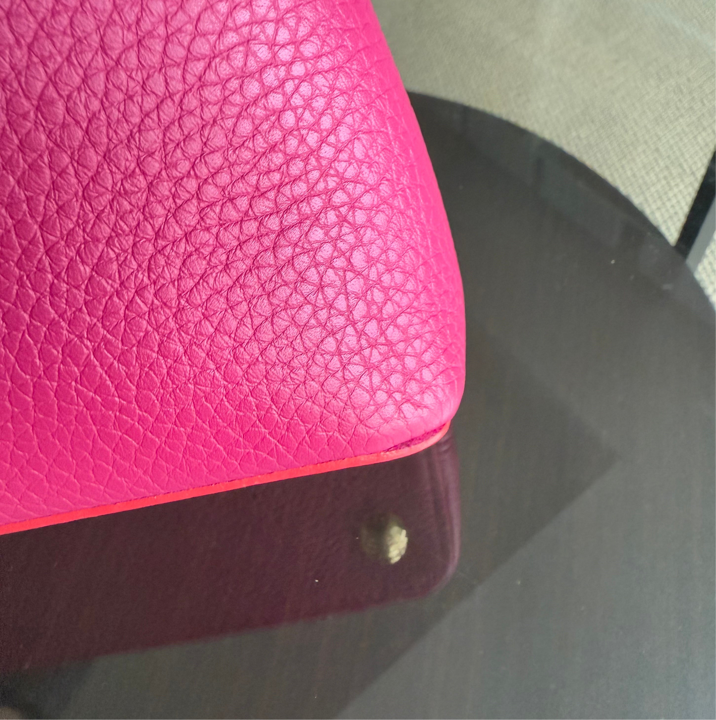LV Capucines BB - 27CM Grained calfskin Hot pink Gold-tone hardware