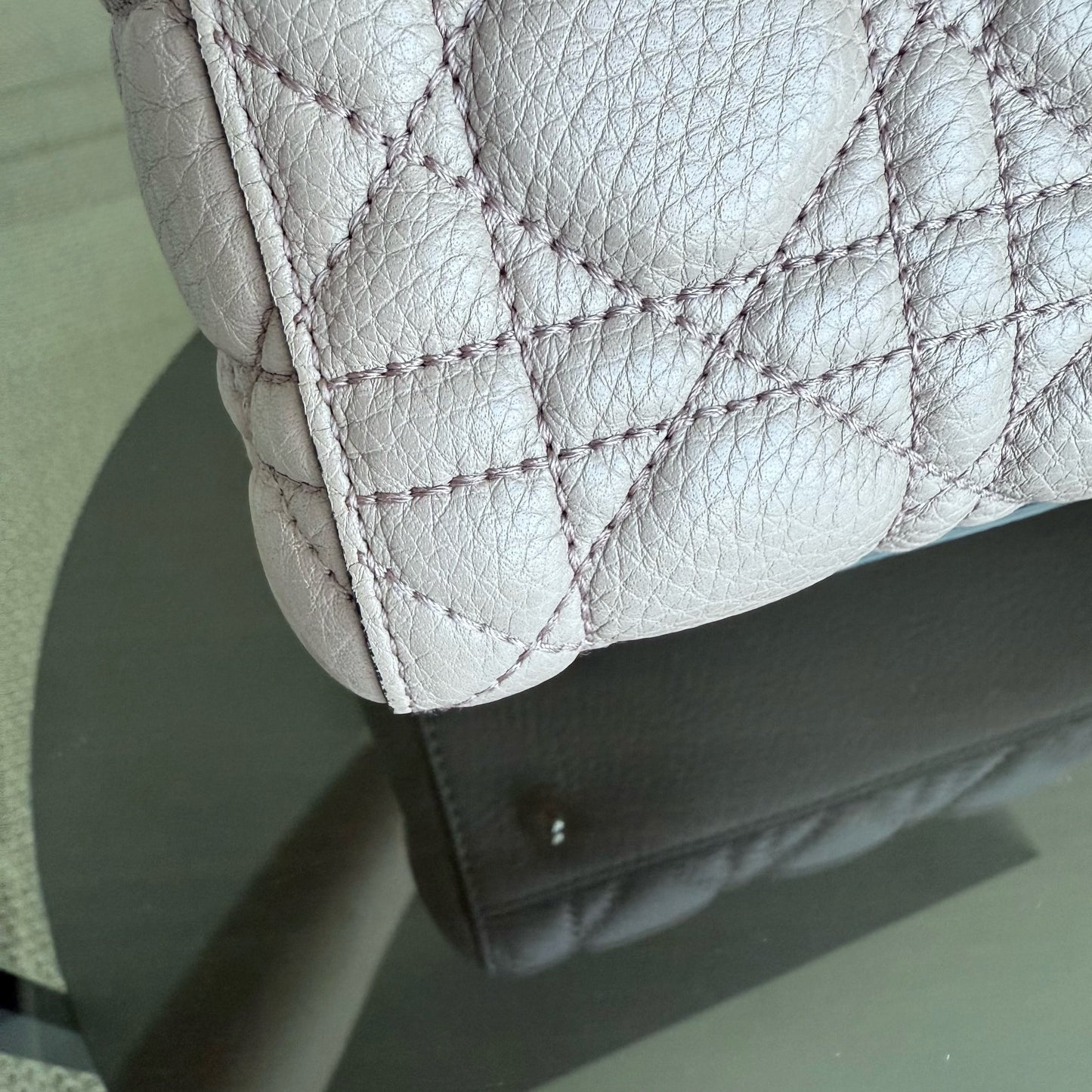 DIOR Lady Dior Medium Bag - Grained Calfskin Cannage Nude Rose Gold-Tone Hardware