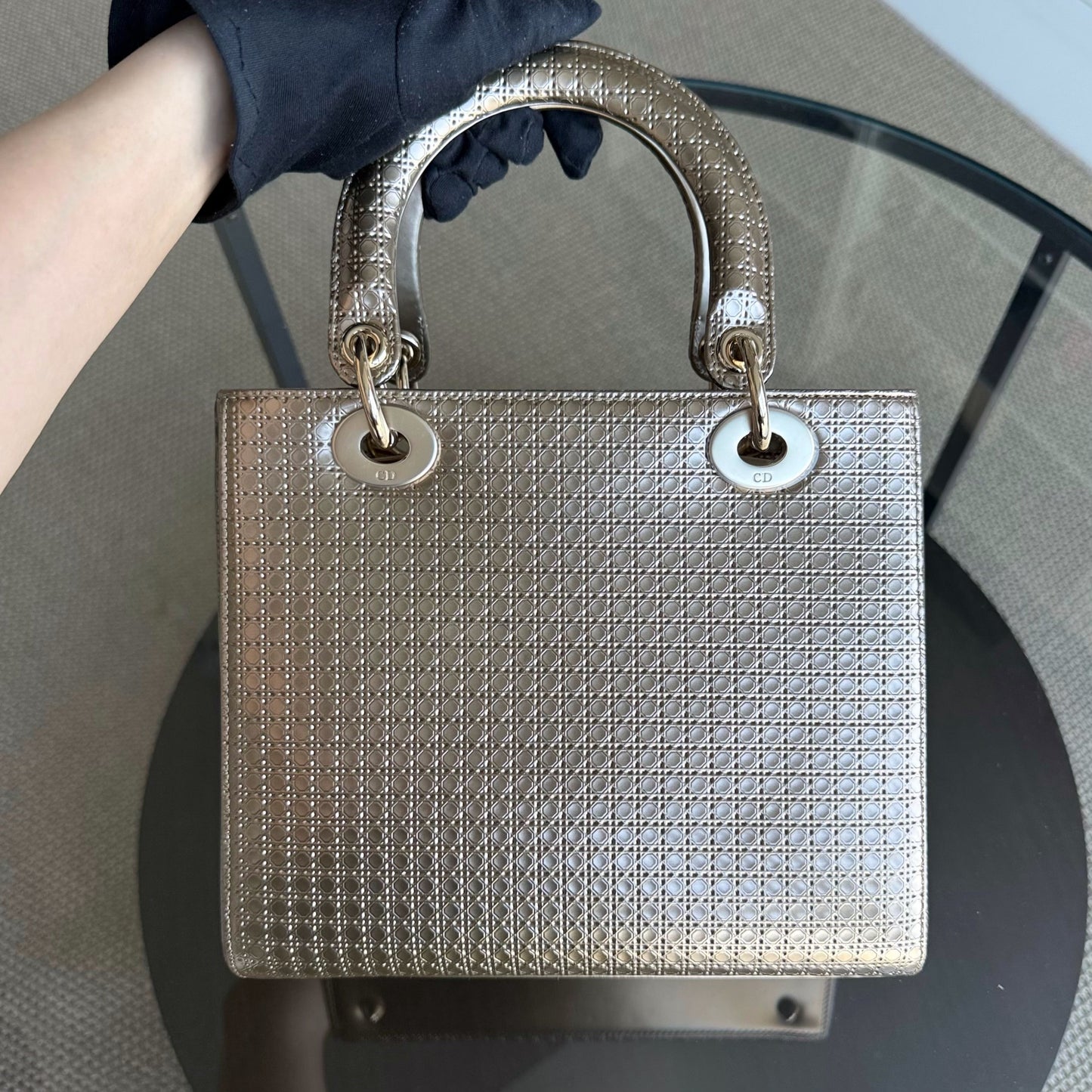 Kovancy Lady Moyen - Quincaillerie métallique dorée à microcannage
