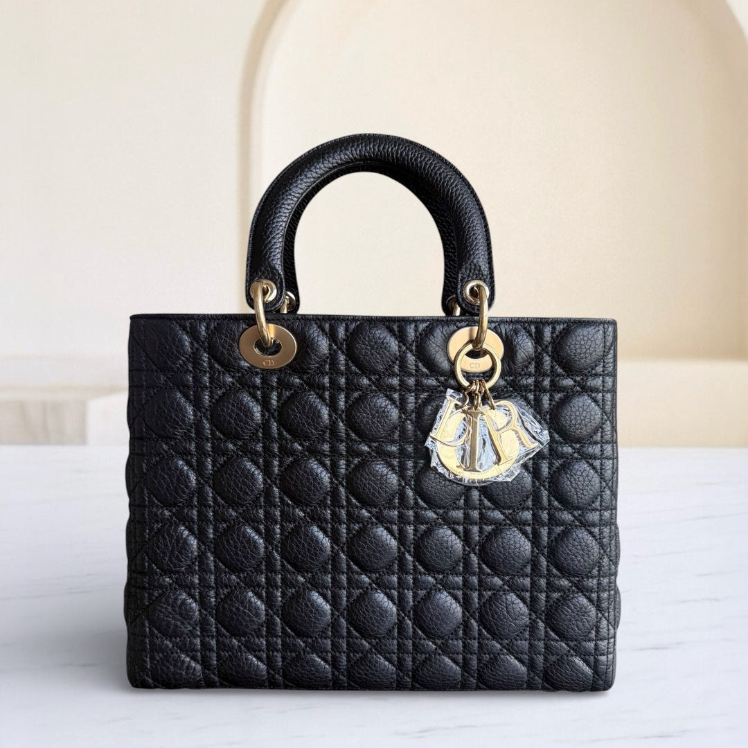 Kovancy Lady Grand rabat en cuir caviar cannage noir GHW sans bandoulière