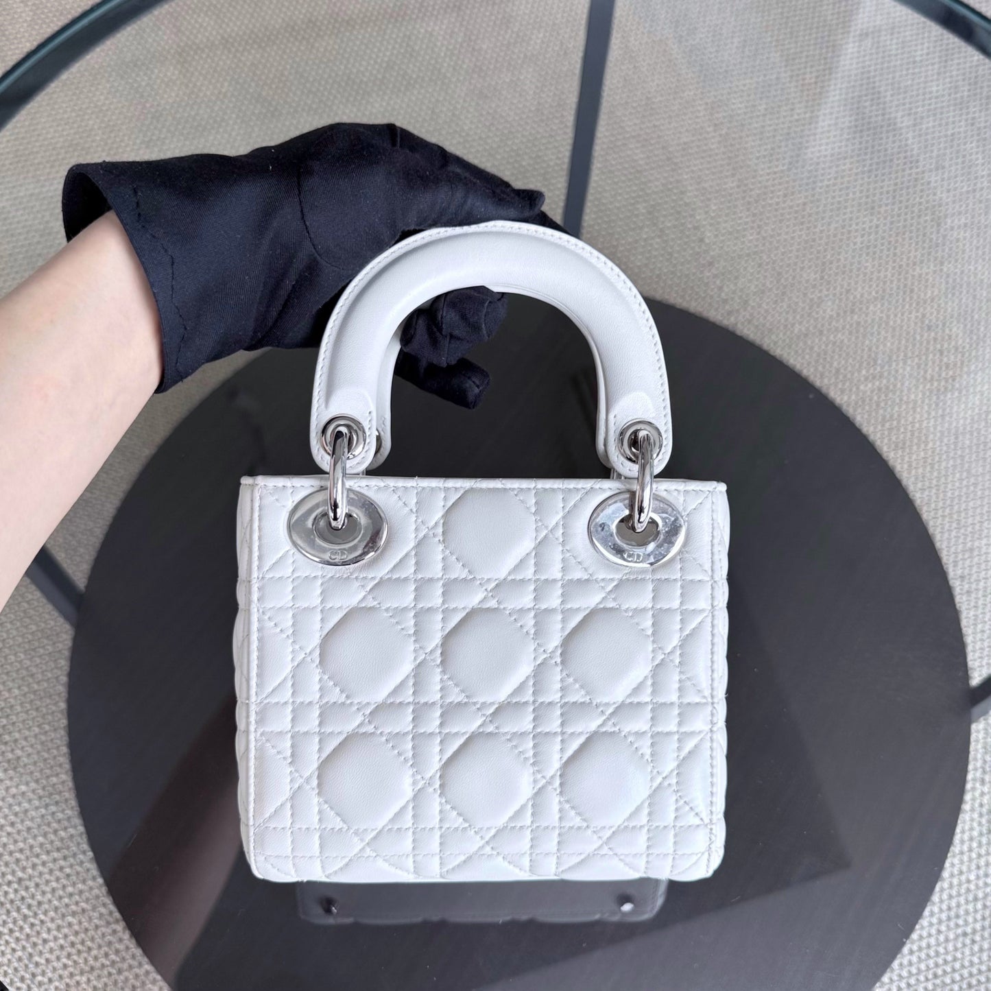 Kovancy Lady Mini - Sangle chaîne en cuir d'agneau Cannage blanc et métal argenté