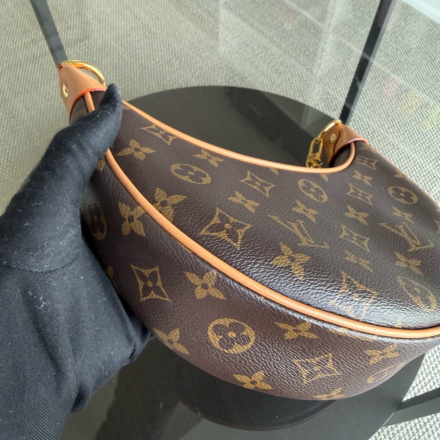 Kovancy Loop Monogram