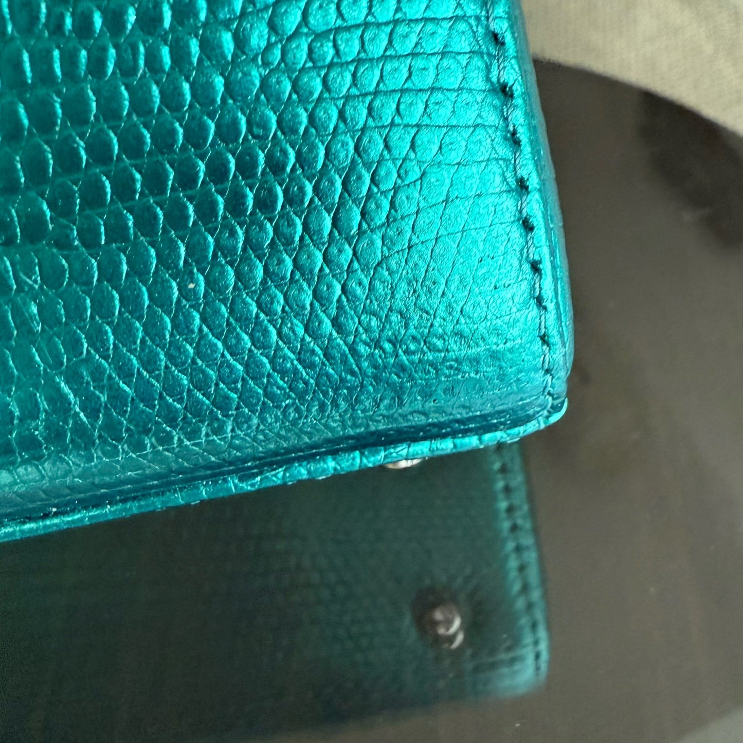 Kovancy Lady Mini - Couleur vert lézard exotique, finitions argentées