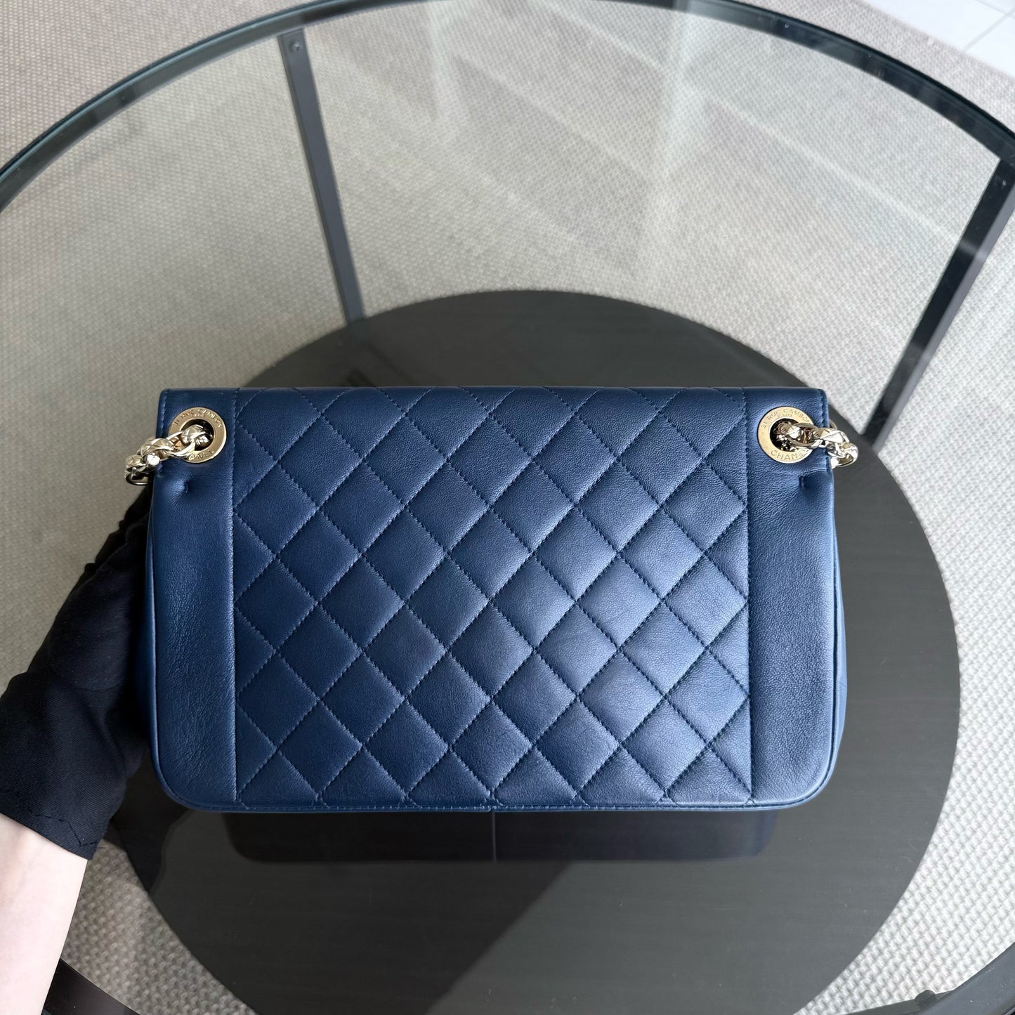 Kovancy Chic With Me Medium