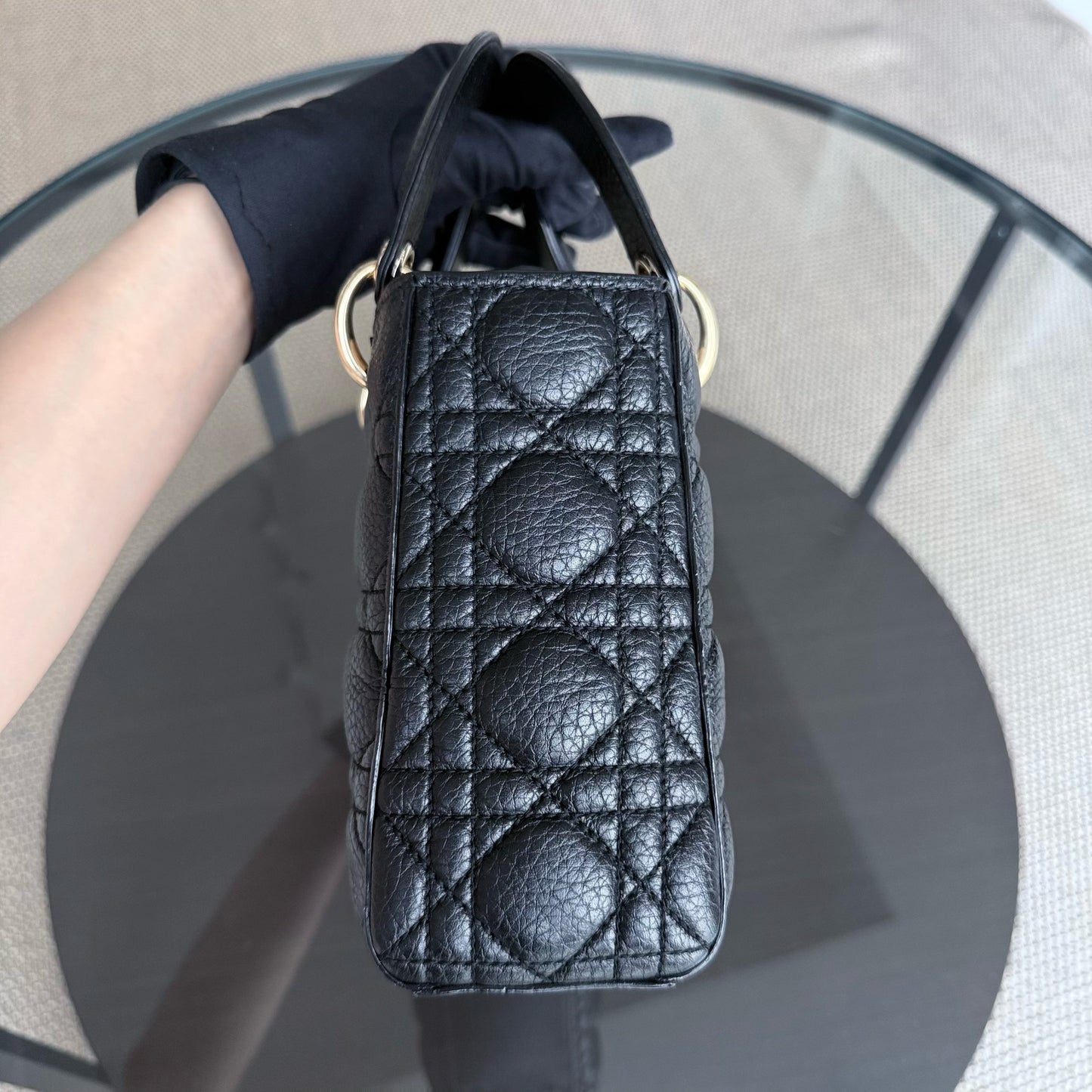 DIO Lady Small flap - Black Cannage Caviar Grained Calfskin Gold Hardware