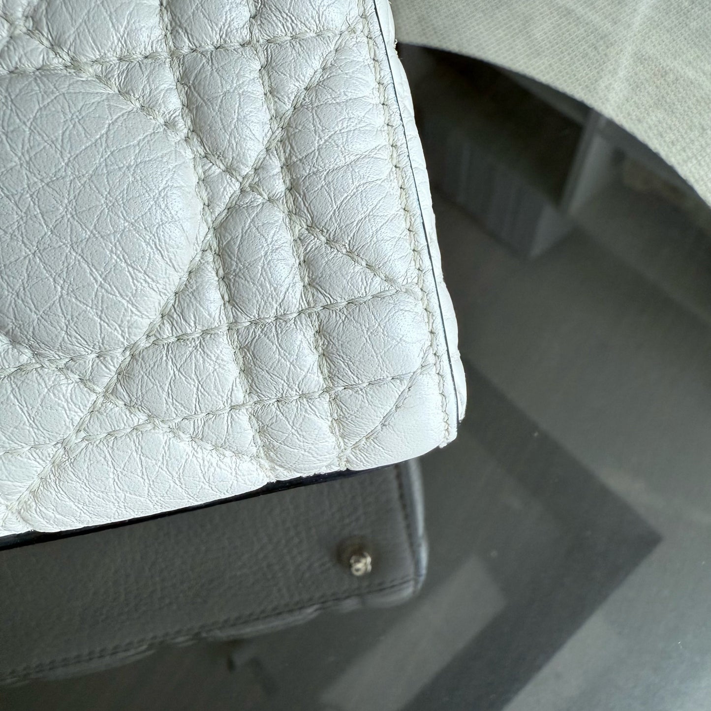 DIO Lady Mini - Cannage Grained Calfskin White gold hardware