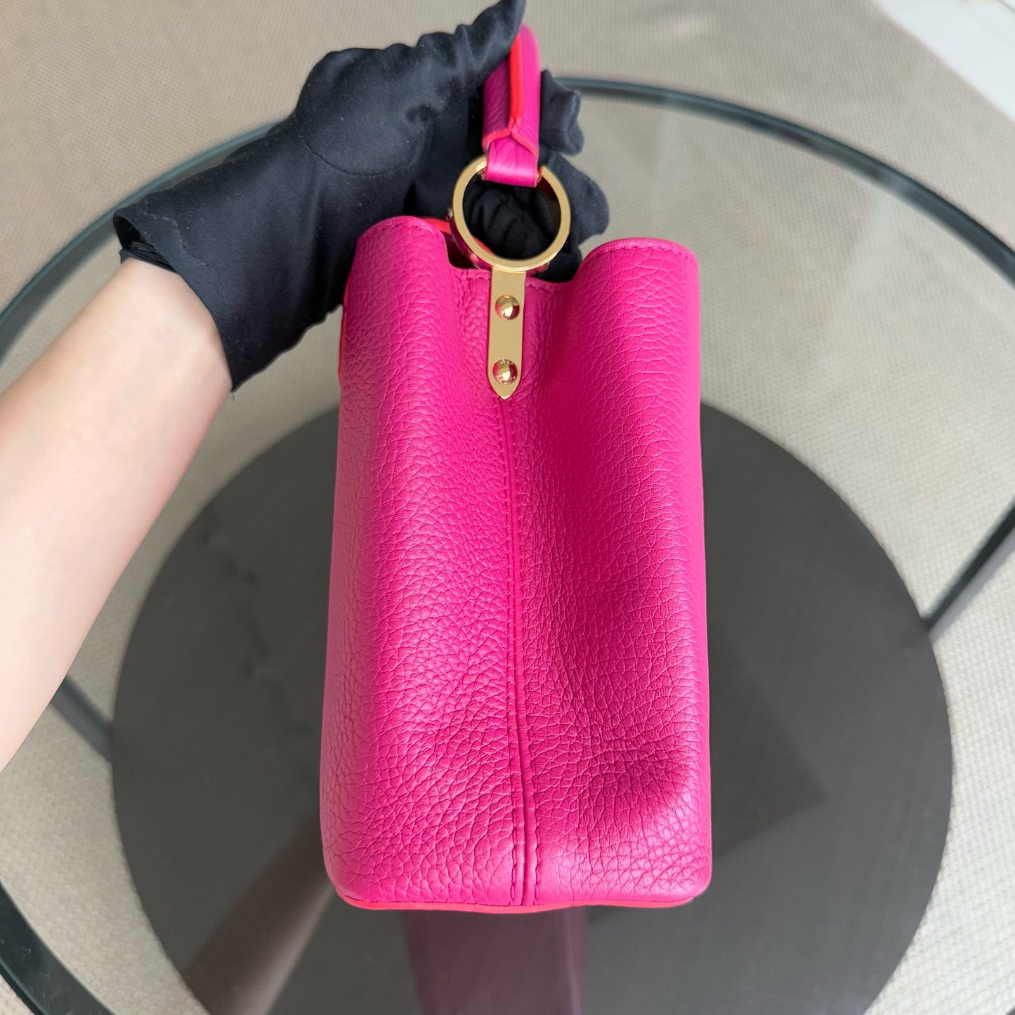 LV Capucines BB - 27CM Grained calfskin Hot pink Gold-tone hardware