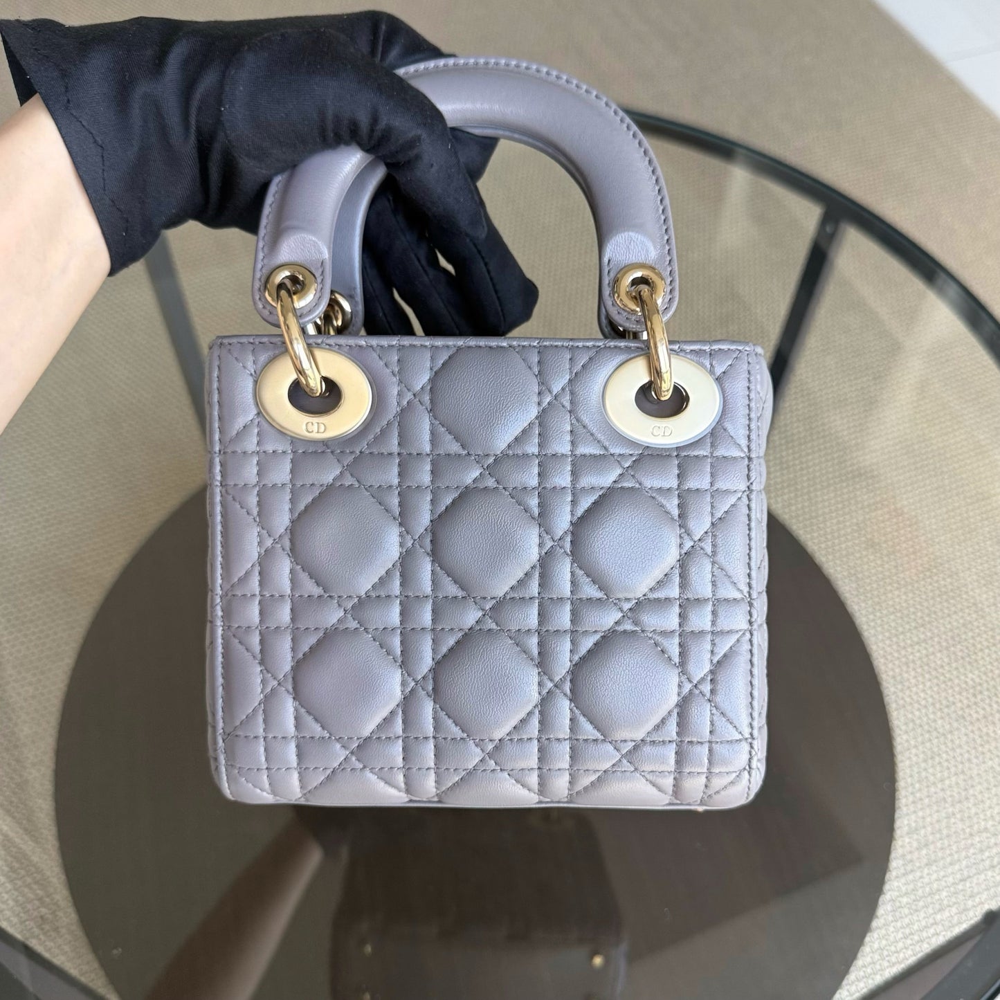 Kovancy Lady Mini - Sangle réglable en cuir d'agneau Cannage gris et matériel doré