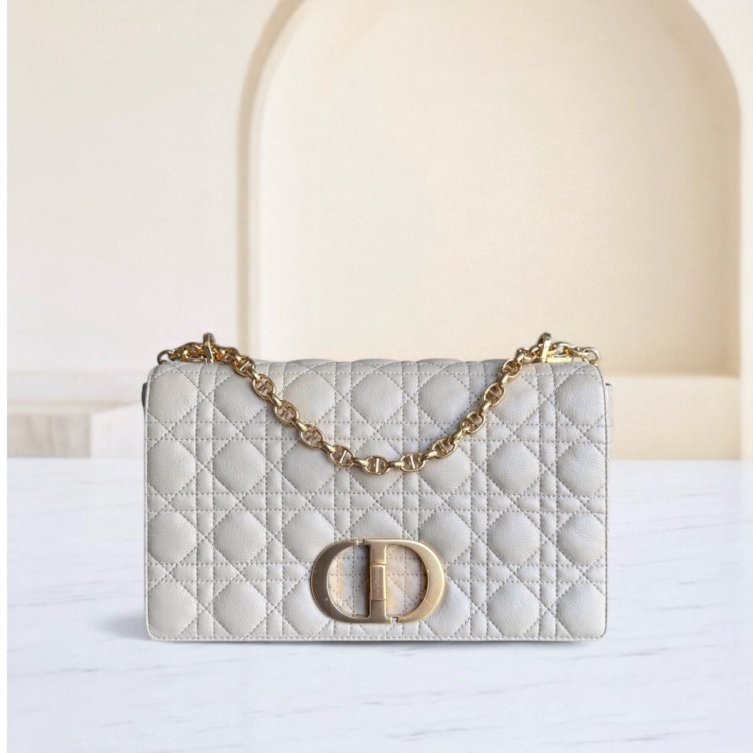 KovancyCaro Large - Cuir de veau grainé Cannage Beige clair Ferrures dorées