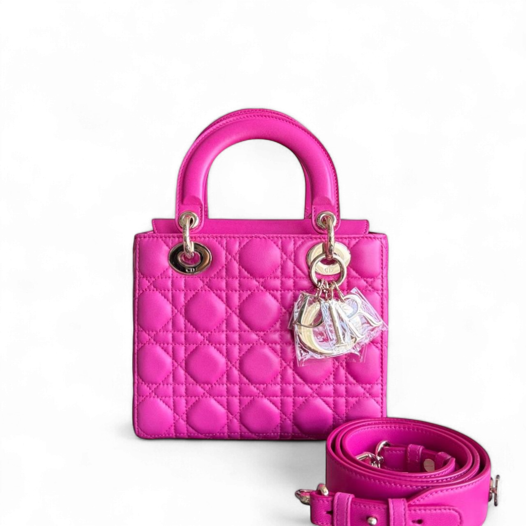 Kovancy Lady Petit rabat - Cuir d'agneau Cannage rose Barbie, finitions dorées