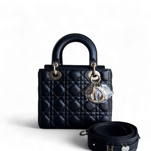 Kovancy Lady Petit rabat MyABC - Breloque ABC en cuir d'agneau Cannage noir et doré