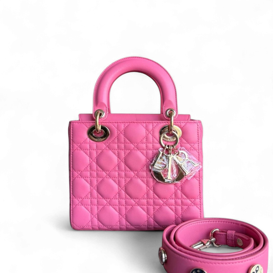 Kovancy Lady Petit - Breloque en cuir d'agneau Cannage Brabie avec breloque en or rose