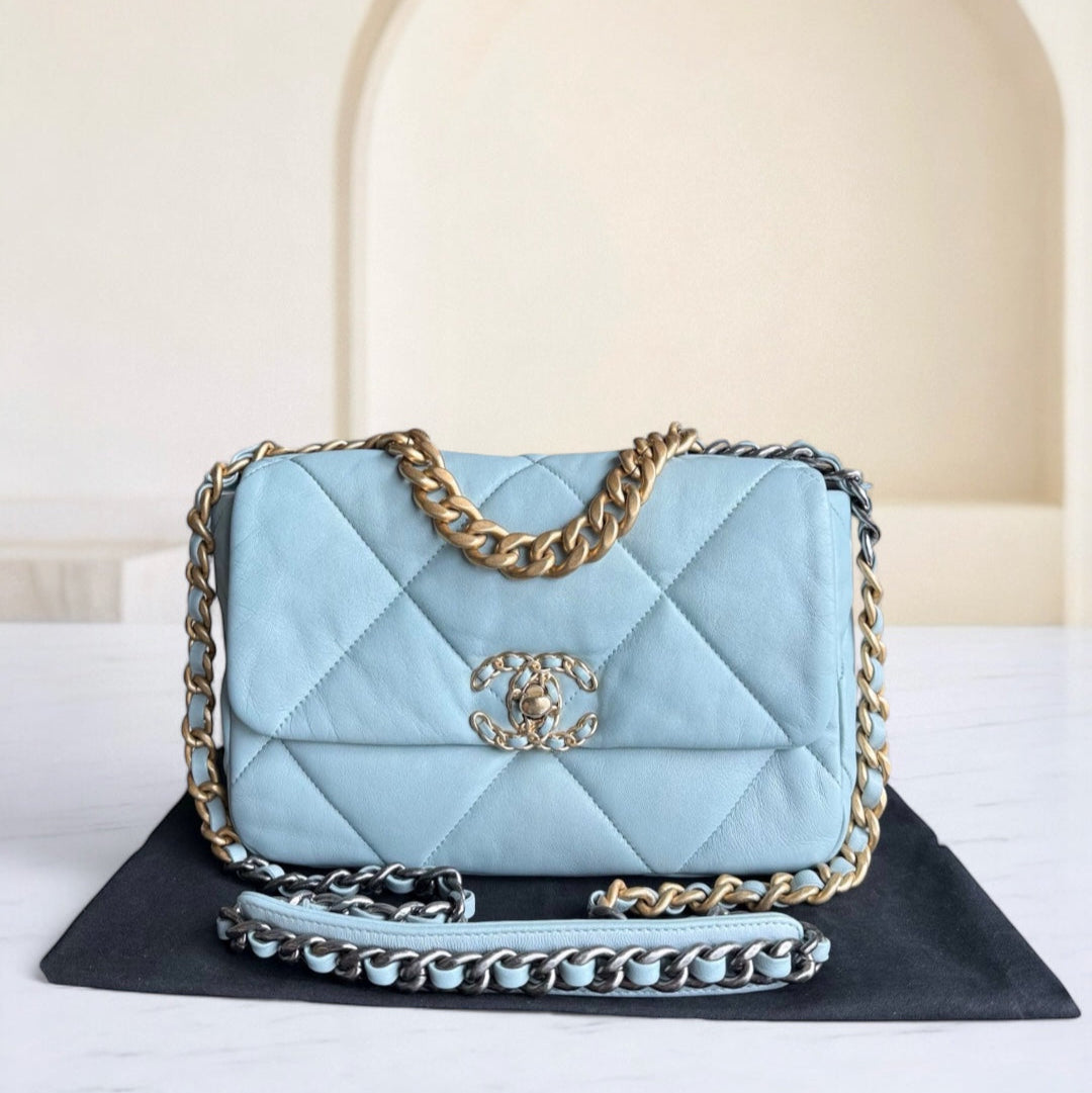 CHNL 19 Small Bag