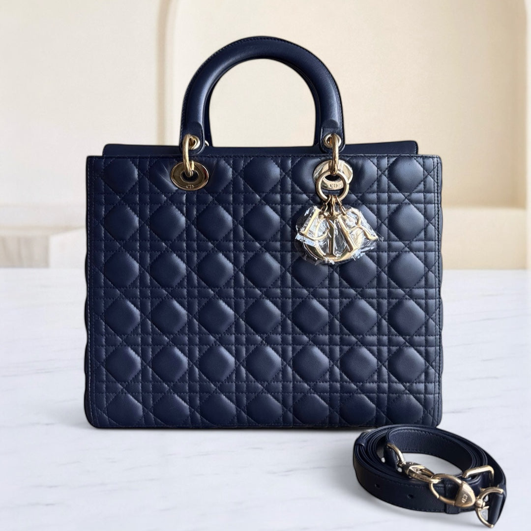 Kovancy Lady Grand rabat - Cuir d'agneau Canange bleu foncé, accessoires dorés