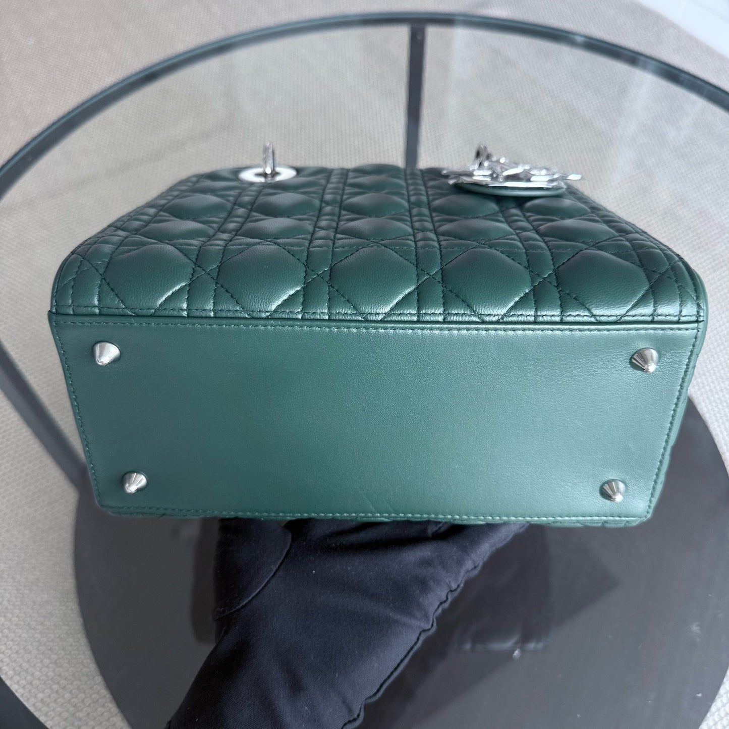 Kovancy Lady Moyen - Cuir d'agneau Cannage vert foncé, quincaillerie argentée