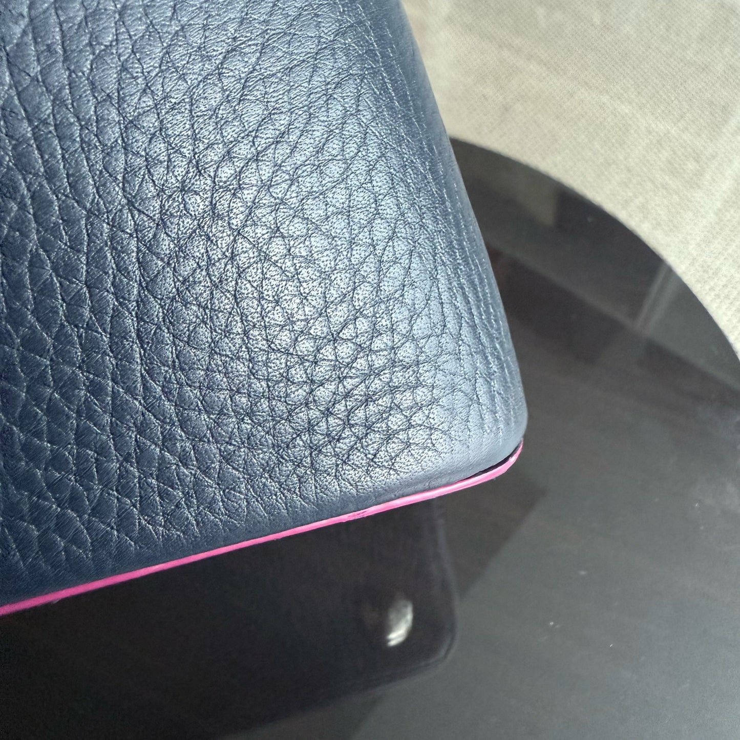 LVT Capucines BB - Taurillon Grained Calfskin Marine Rouge Navy Blue