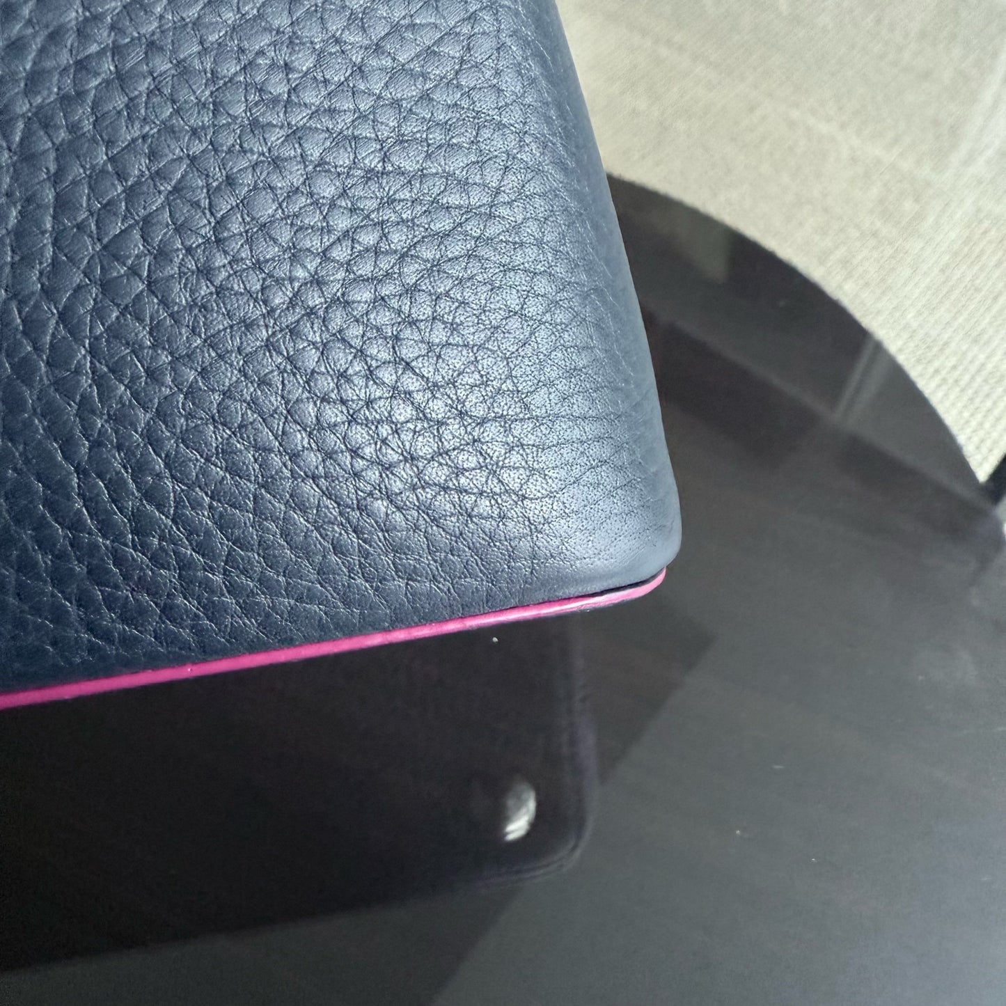 LVT Capucines BB - Taurillon Grained Calfskin Marine Rouge Navy Blue