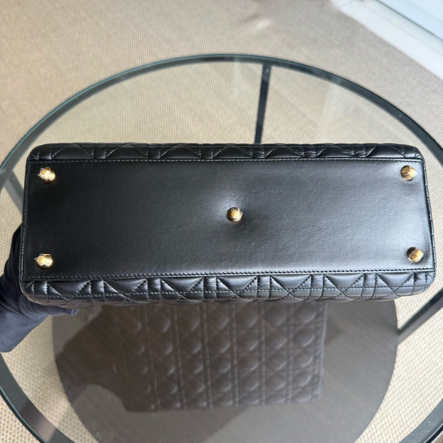 Kovancy Lady Grand - Cuir d'agneau Cannage noir Quincaillerie dorée SANS SANGLE