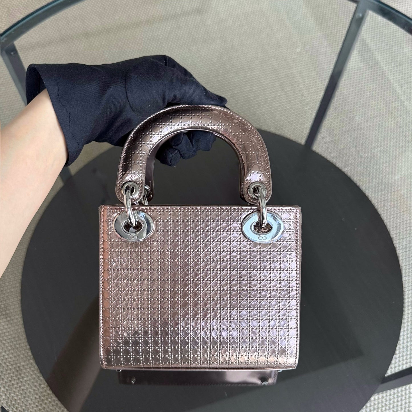Kovancy Lady Mini - Bandoulière chaîne en cuir de veau micro-cannage métallisé or rose et métal argenté