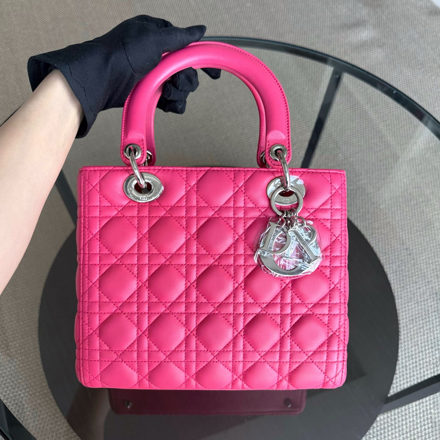 Kovancy Lady Moyen - Cuir d'agneau Cannage rose vif, quincaillerie argentée