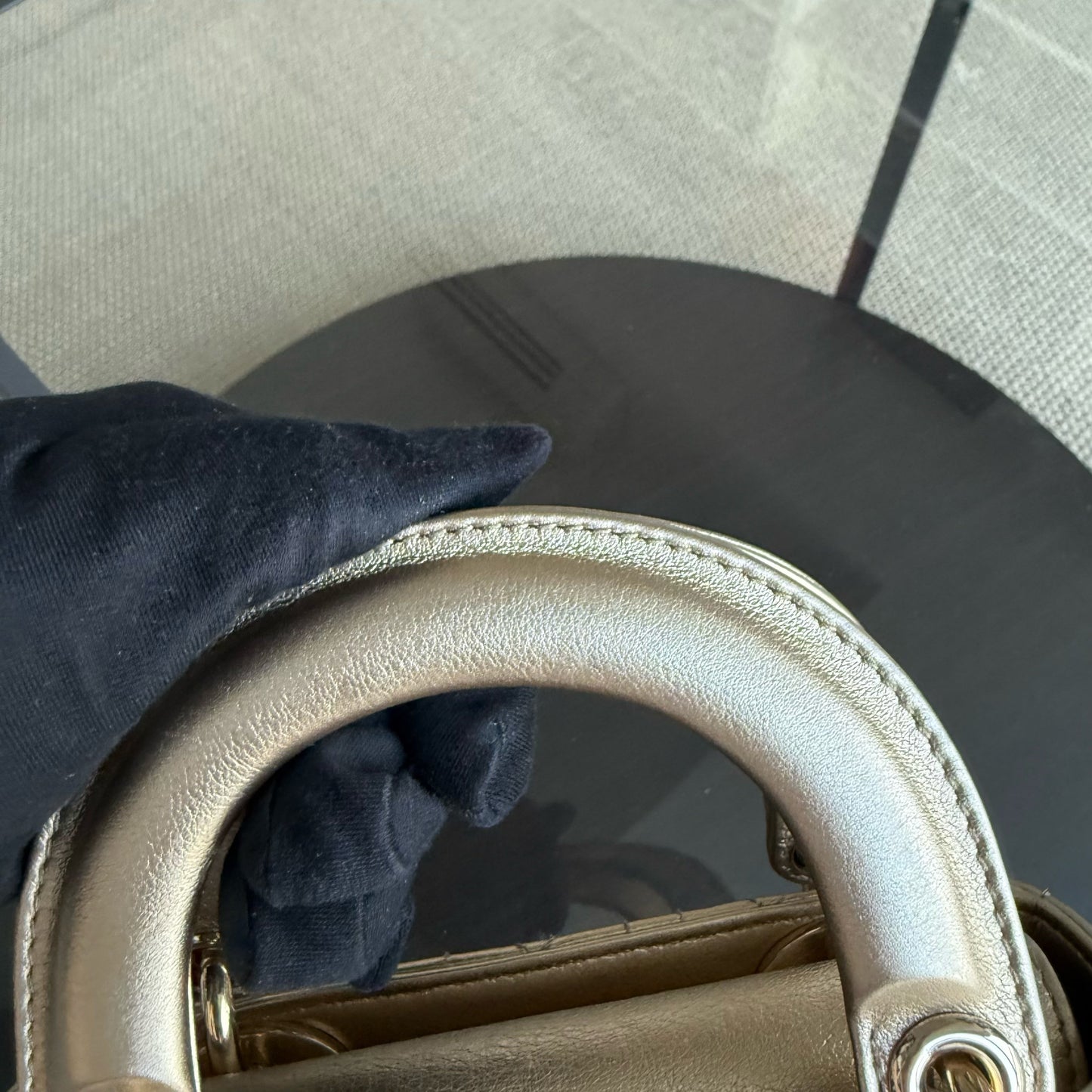 Kovancy Lady Mini - Bandoulière chaîne en cuir de veau Cannage métallisé doré avec quincaillerie dorée