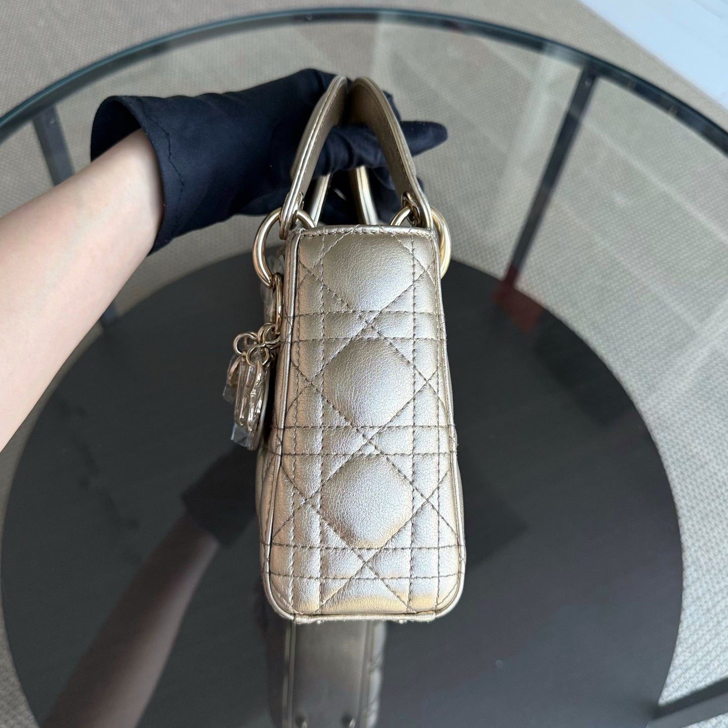 Kovancy Lady Mini - Bandoulière chaîne en cuir de veau Cannage métallisé doré avec quincaillerie dorée
