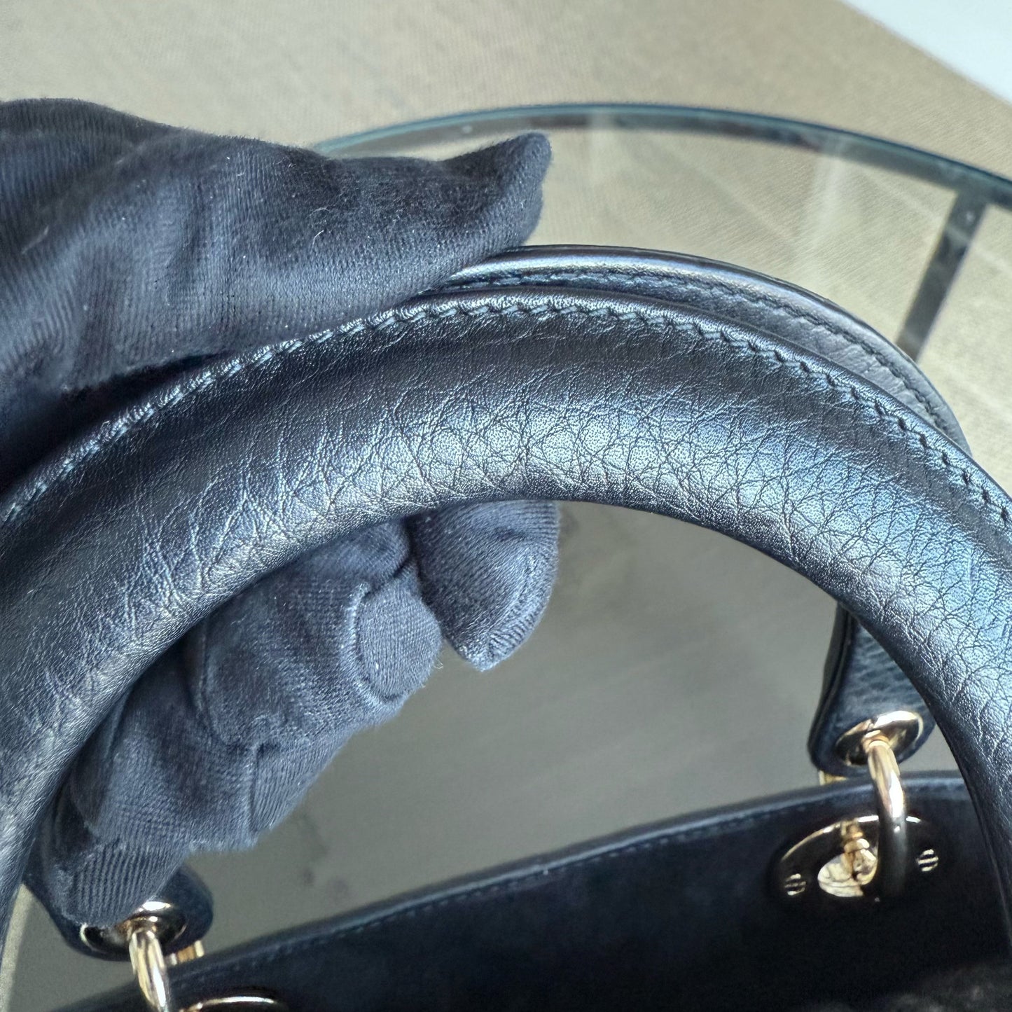 DIO Lady Rabat medium - Black Cannage calfskin and gold-tone hardware
