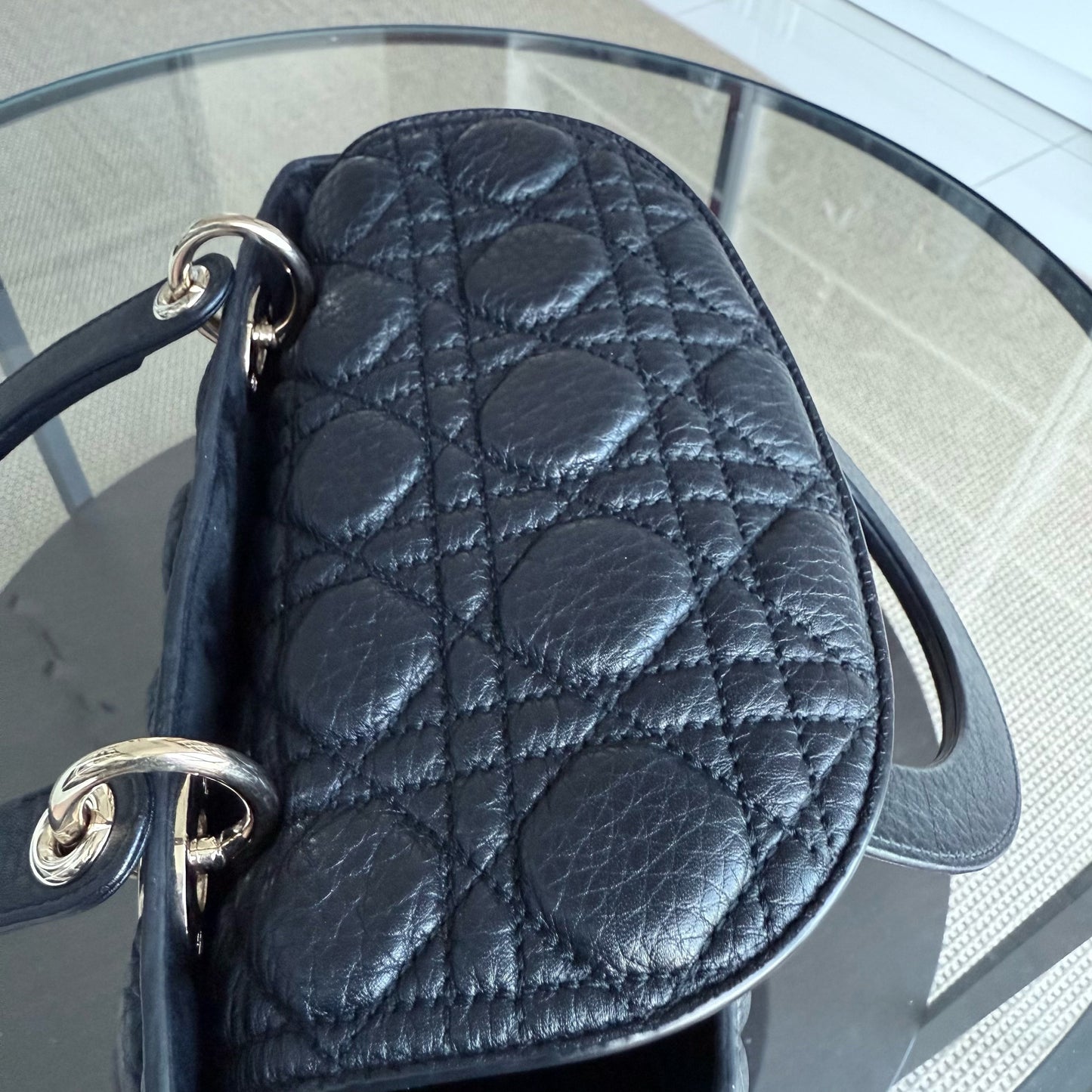 DIO Lady Rabat medium - Black Cannage calfskin and gold-tone hardware