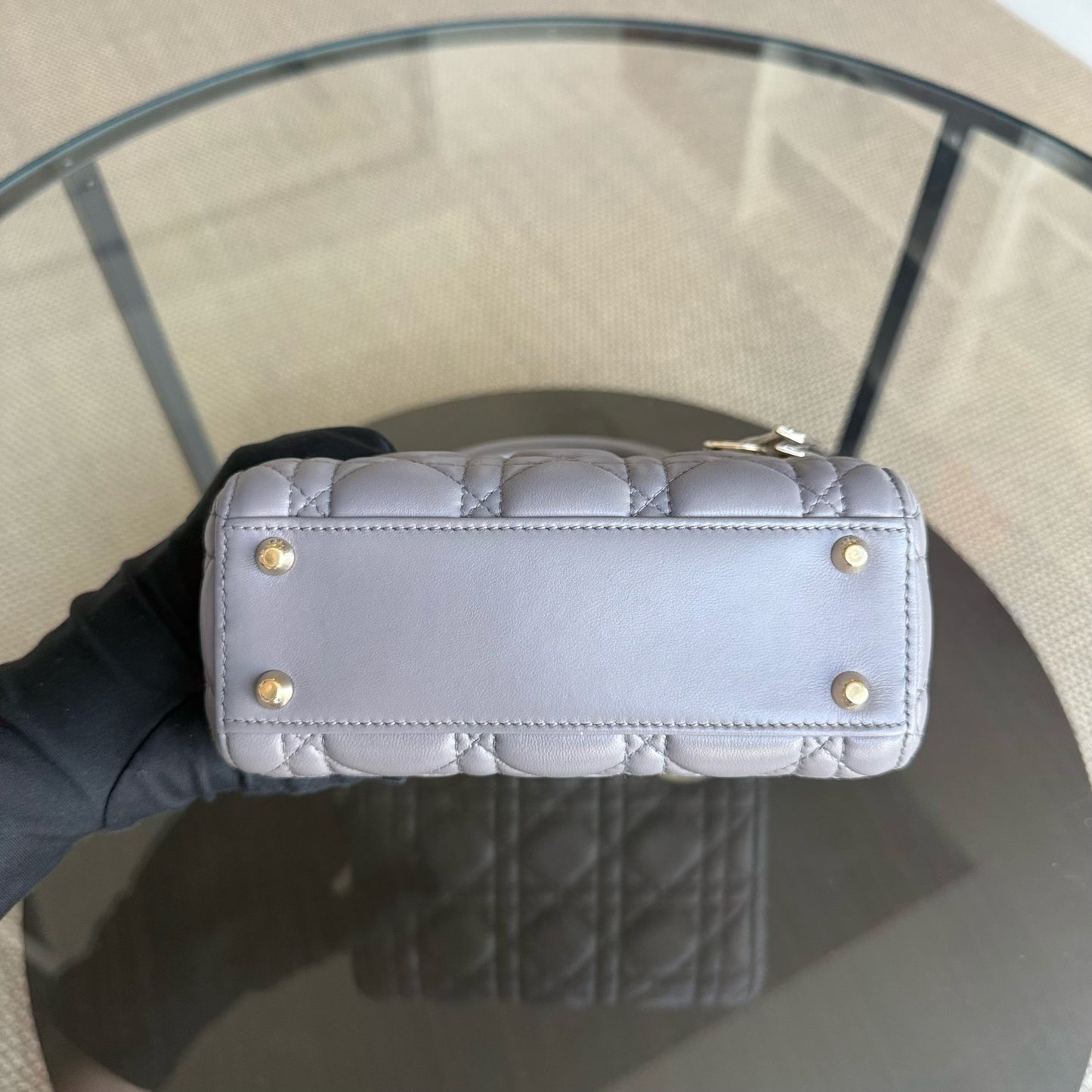 Kovancy Lady Mini - Sangle réglable en cuir d'agneau Cannage gris et matériel doré