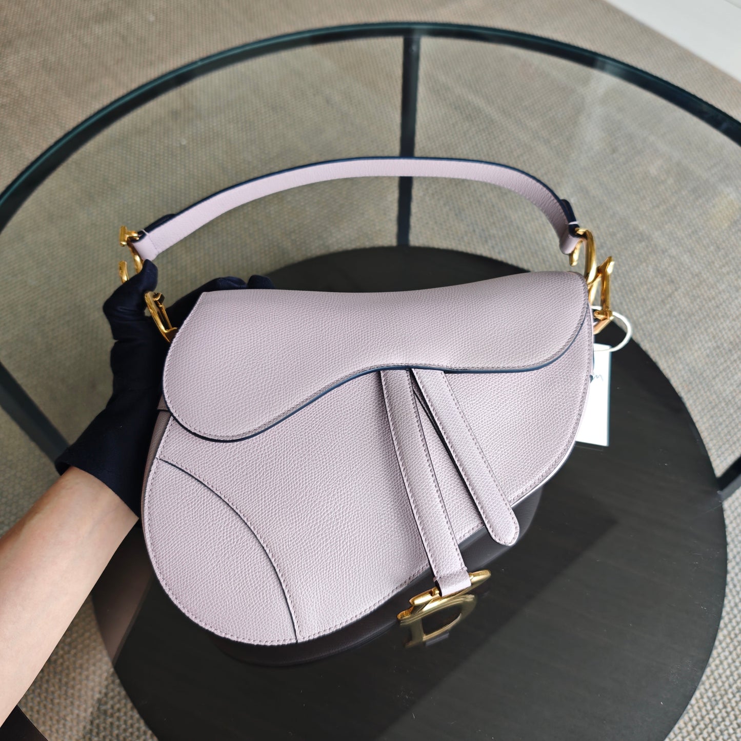 Kovancy Saddle Medium - Rose clair caviar, finitions dorées