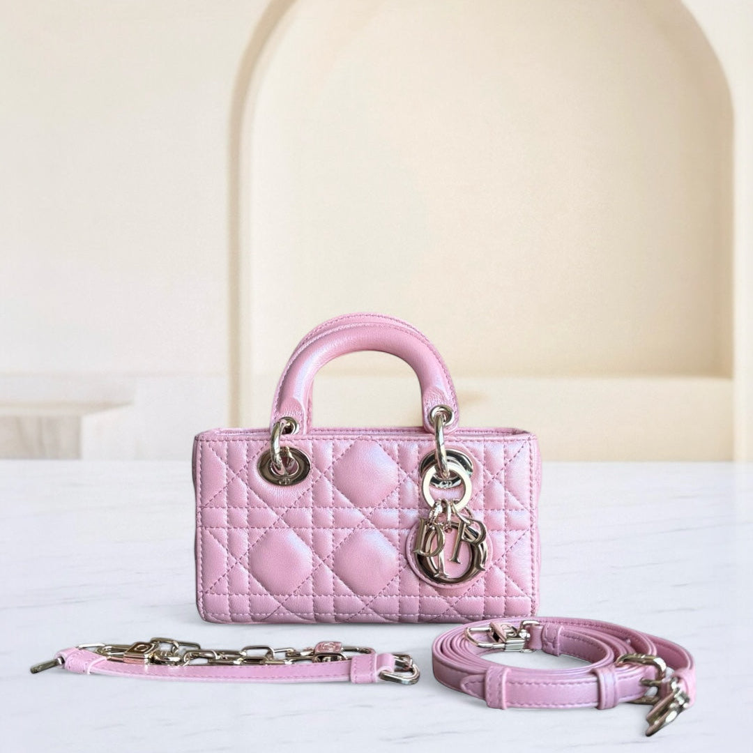 Kovancy D-Joy Micro - Cuir d'agneau Cannage irisé rose, accastillage doré, 17 cm