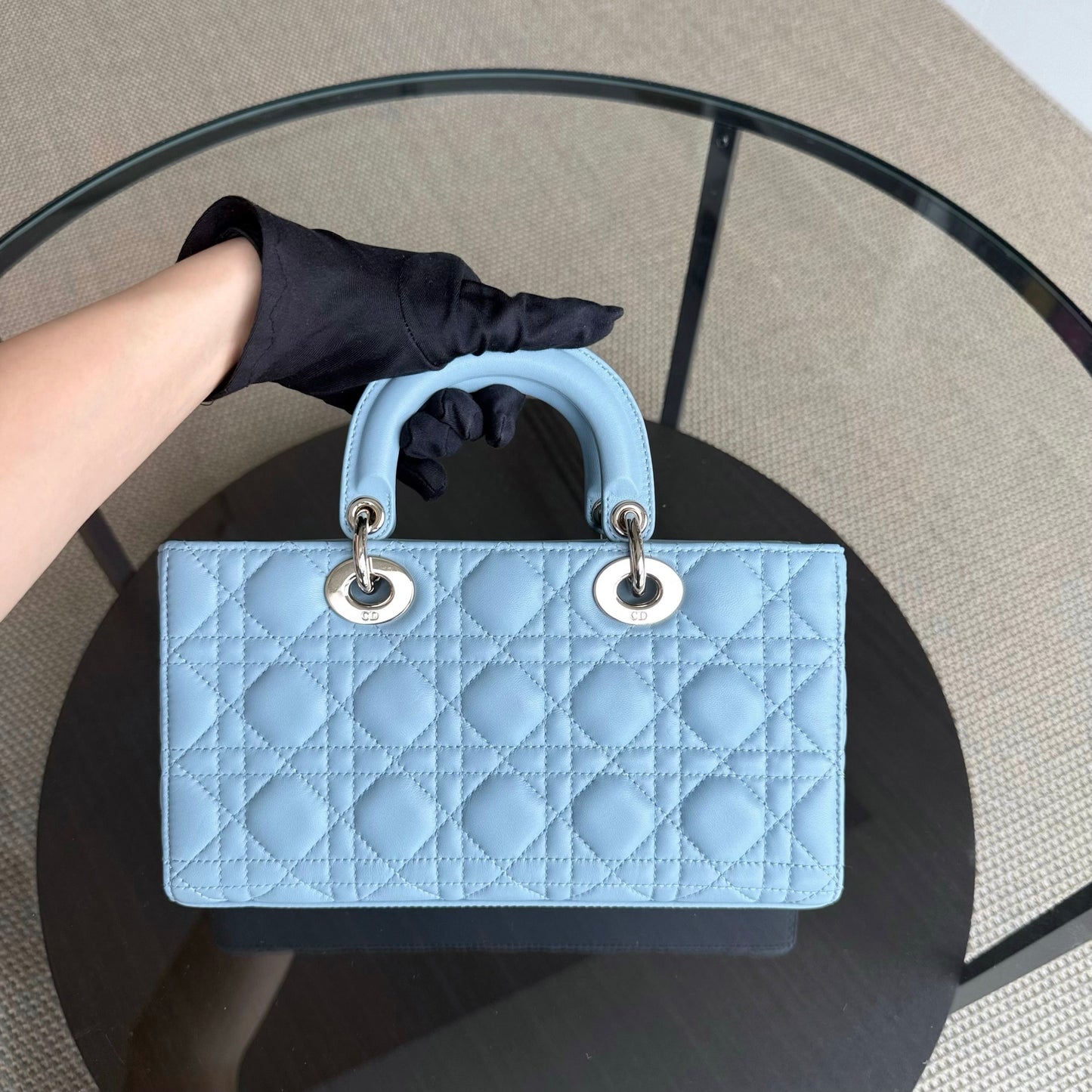 Kovancy D-Joy Medium - Cuir d'agneau Cannage Bleu clair Bleu bébé Ferrures dorées