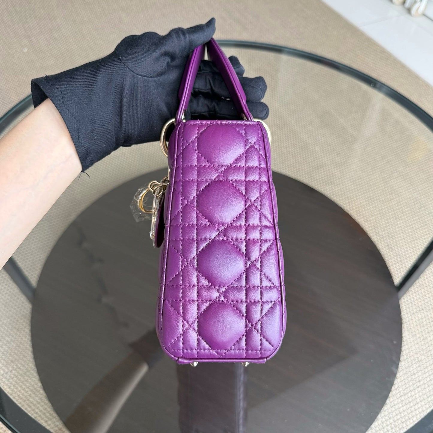 Kovancy Lady Petit ABC - Cuir d'agneau Cannage violet et matériel doré MyABC