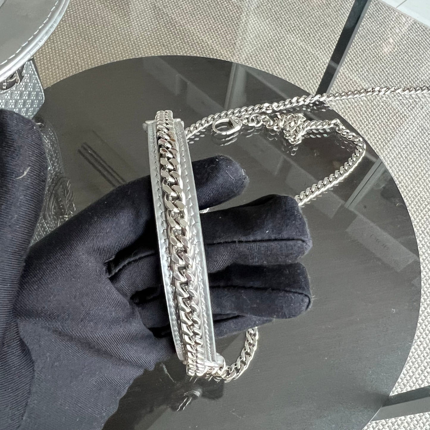 Kovancy Lady Mini - Bandoulière chaîne en cuir de veau métallisé Micro Cannage avec quincaillerie argentée