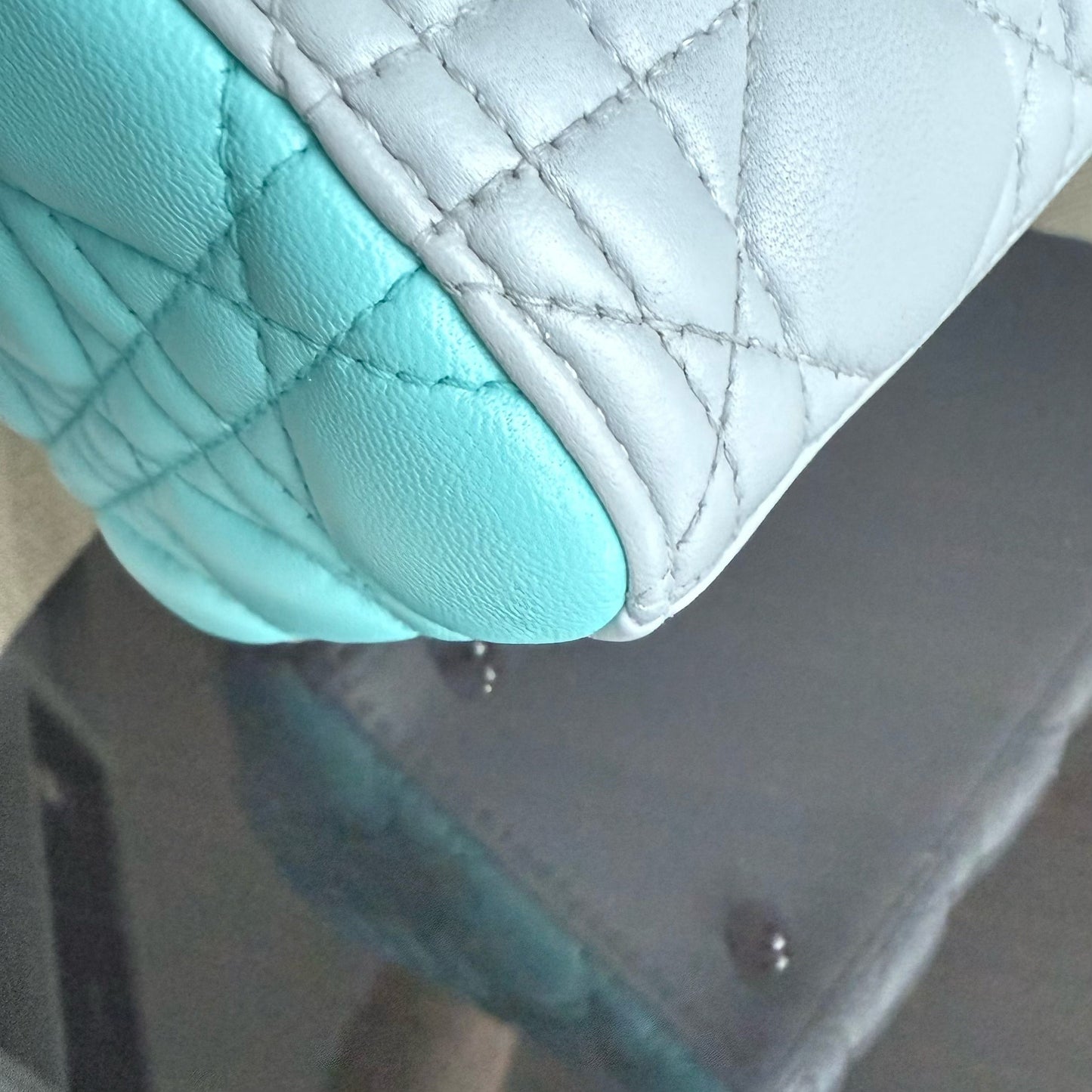 Kovancy Lady Moyen - Cuir d'agneau Cannage bicolore cyan gris gris matériel argenté