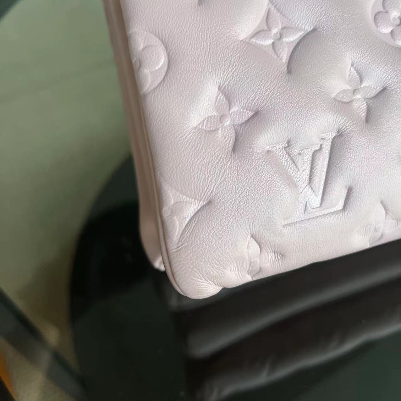 Kovancy Coussin PM Puffy Lambskin Violet Clair Matériel Doré
