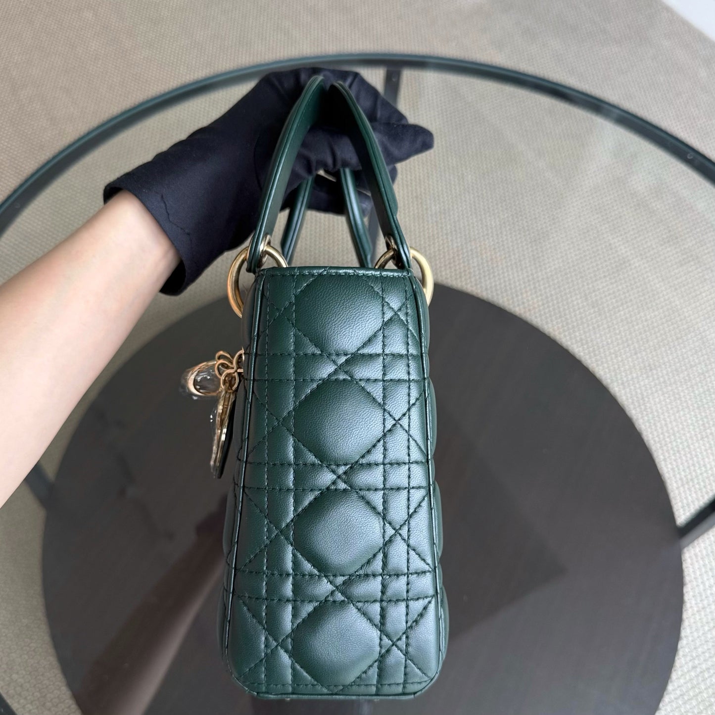 Kovancy Lady Petit ABC - Cuir d'agneau Cannage vert foncé, quincaillerie dorée MyABC