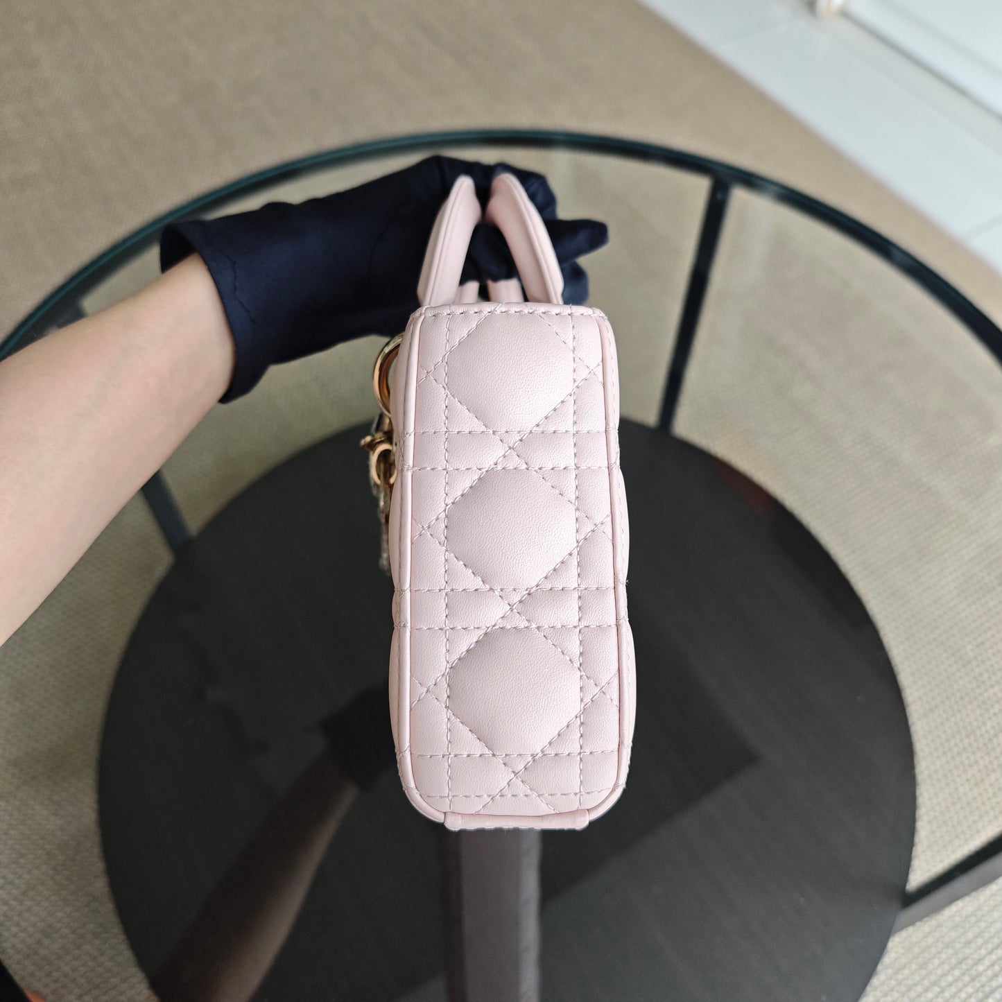 Kovancy D-Joy Medium - Cuir d'agneau Cannage Rose clair Ferrures dorées