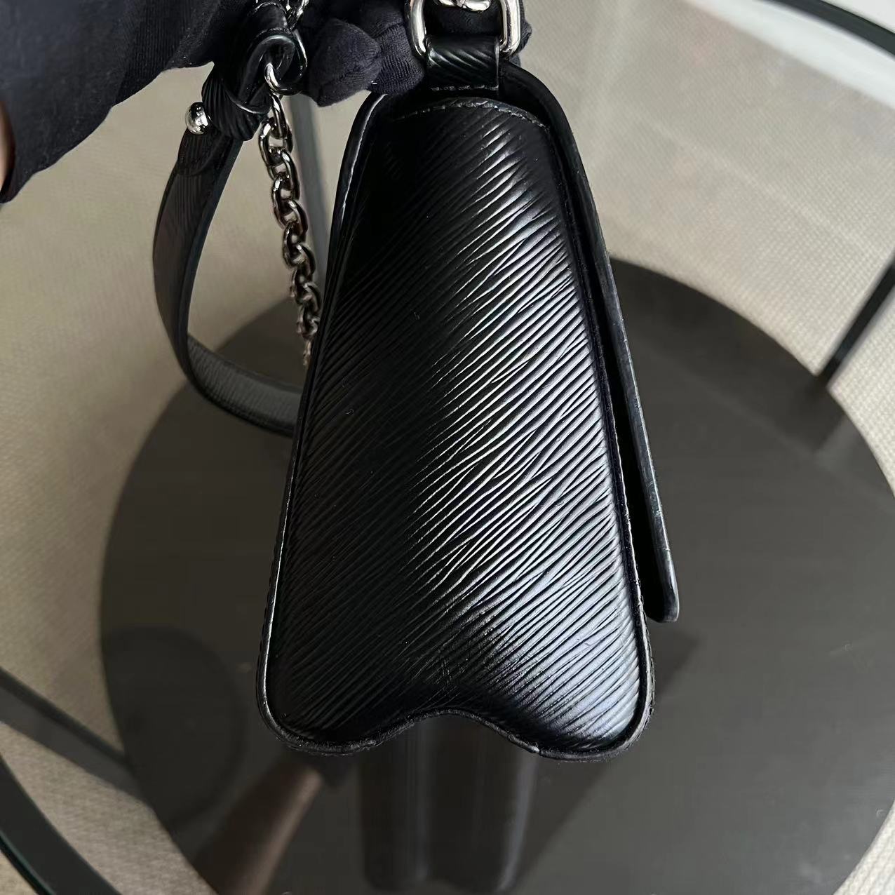 LV Twist MM Black Epi Leather SHW
