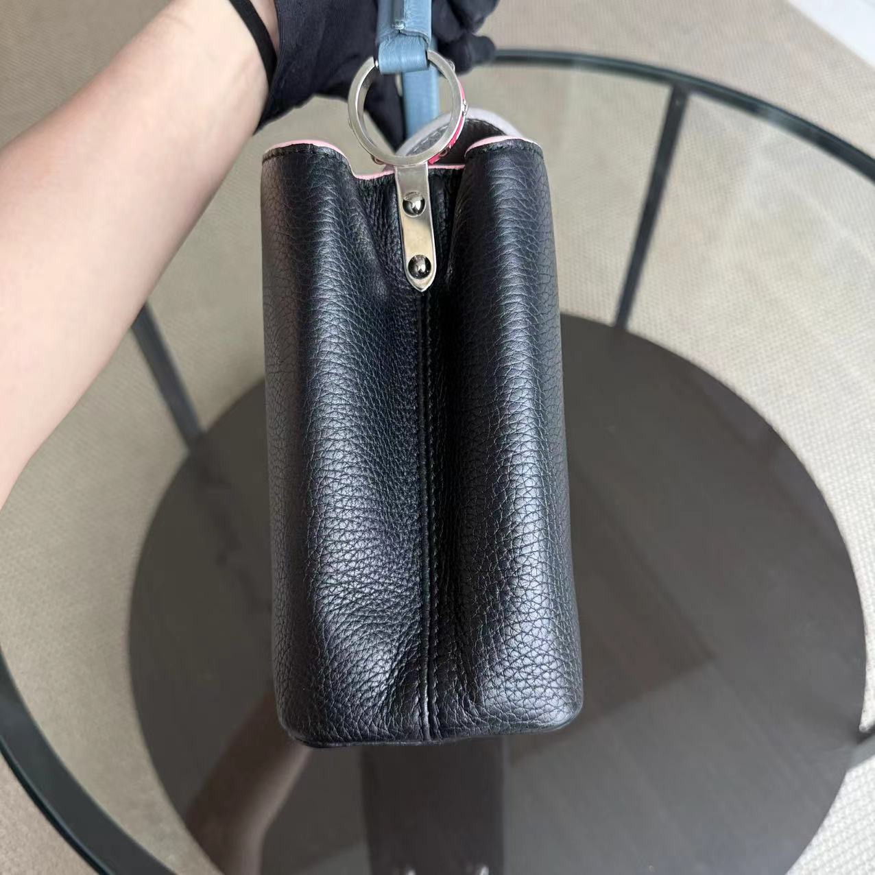 LVT Capucines BB tricolor Taurillon leather shoulder bag