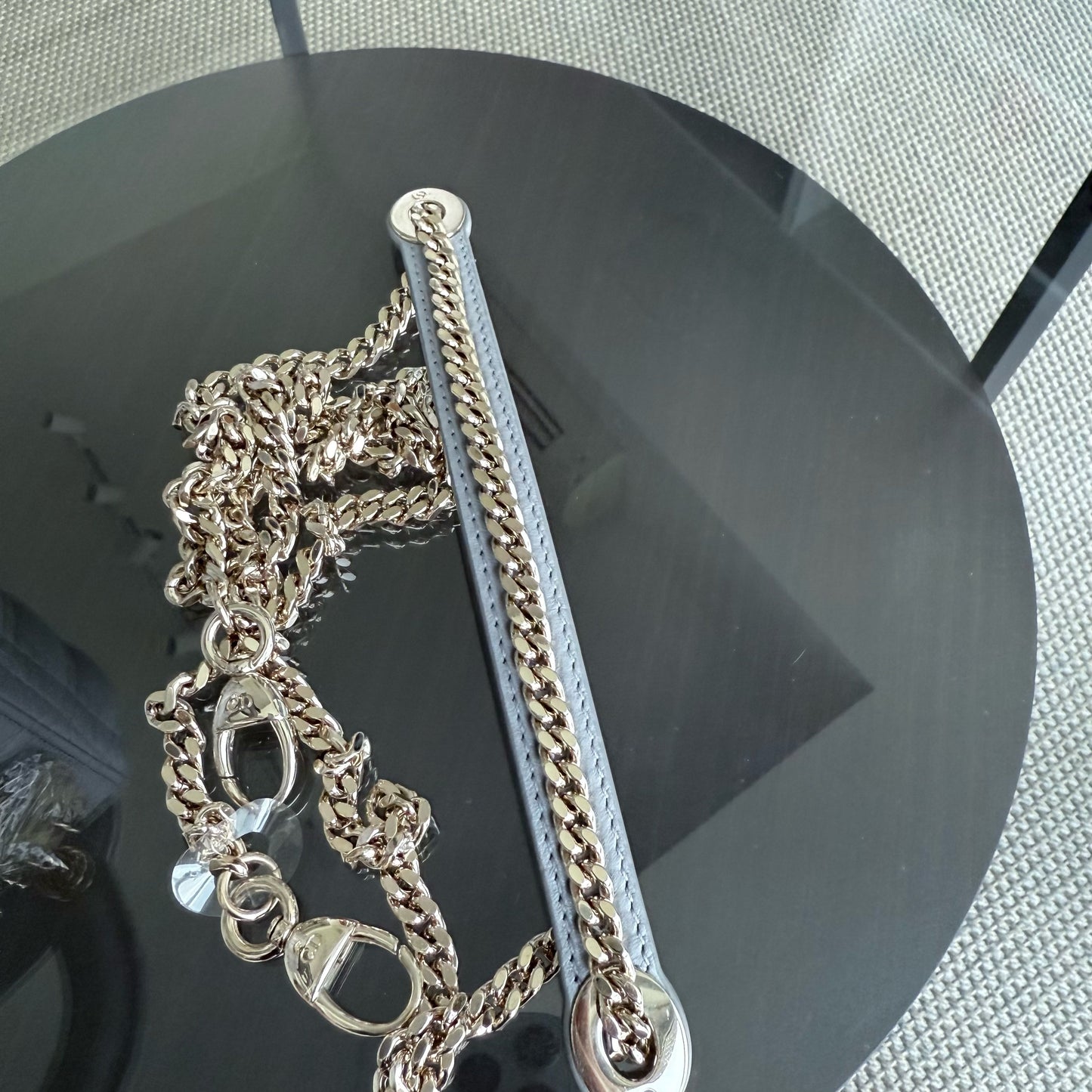 Kovancy Lady Mini - Sangle chaîne en cuir d'agneau Cannage avec quincaillerie argentée et dorée