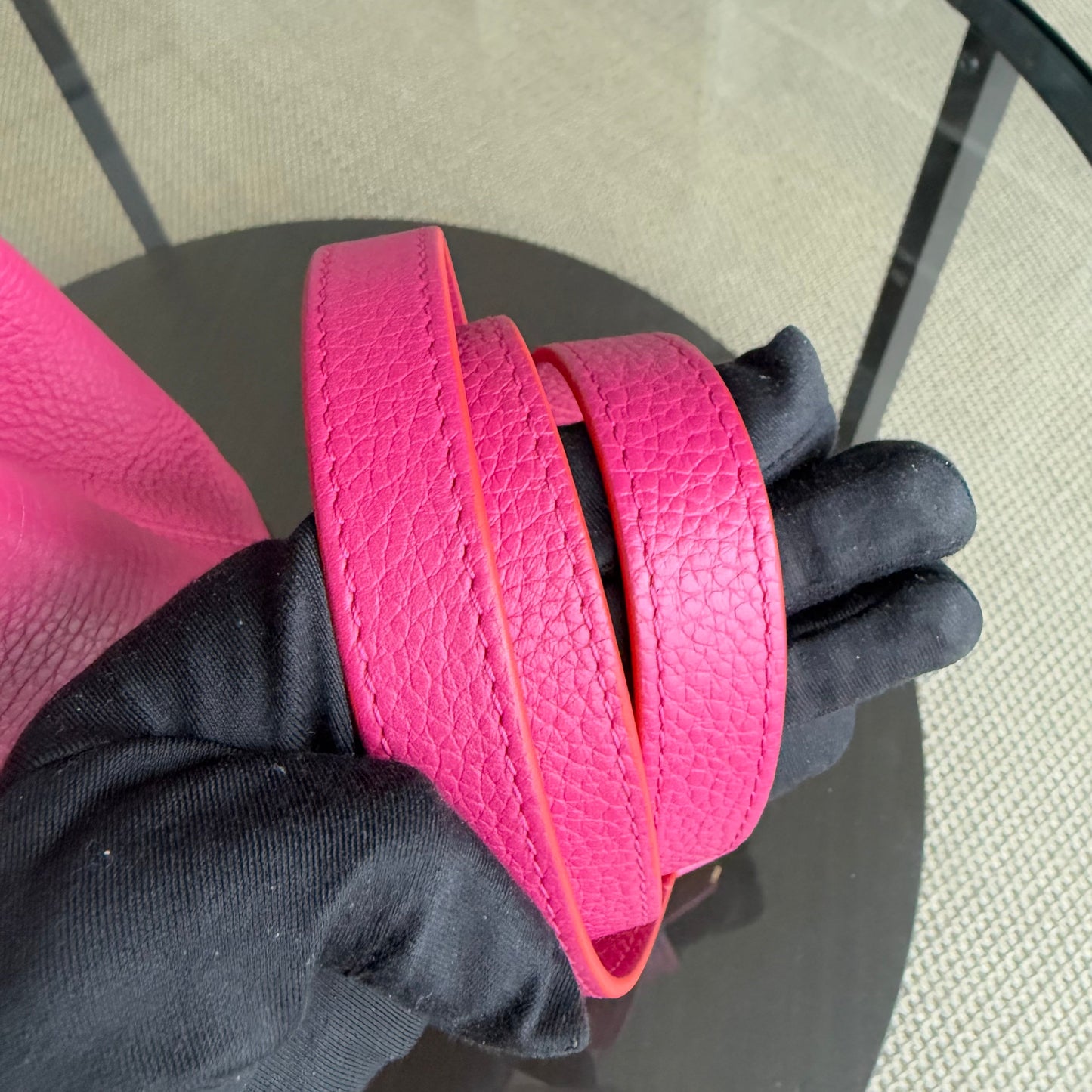 LV Capucines BB - 27CM Grained calfskin Hot pink Gold-tone hardware