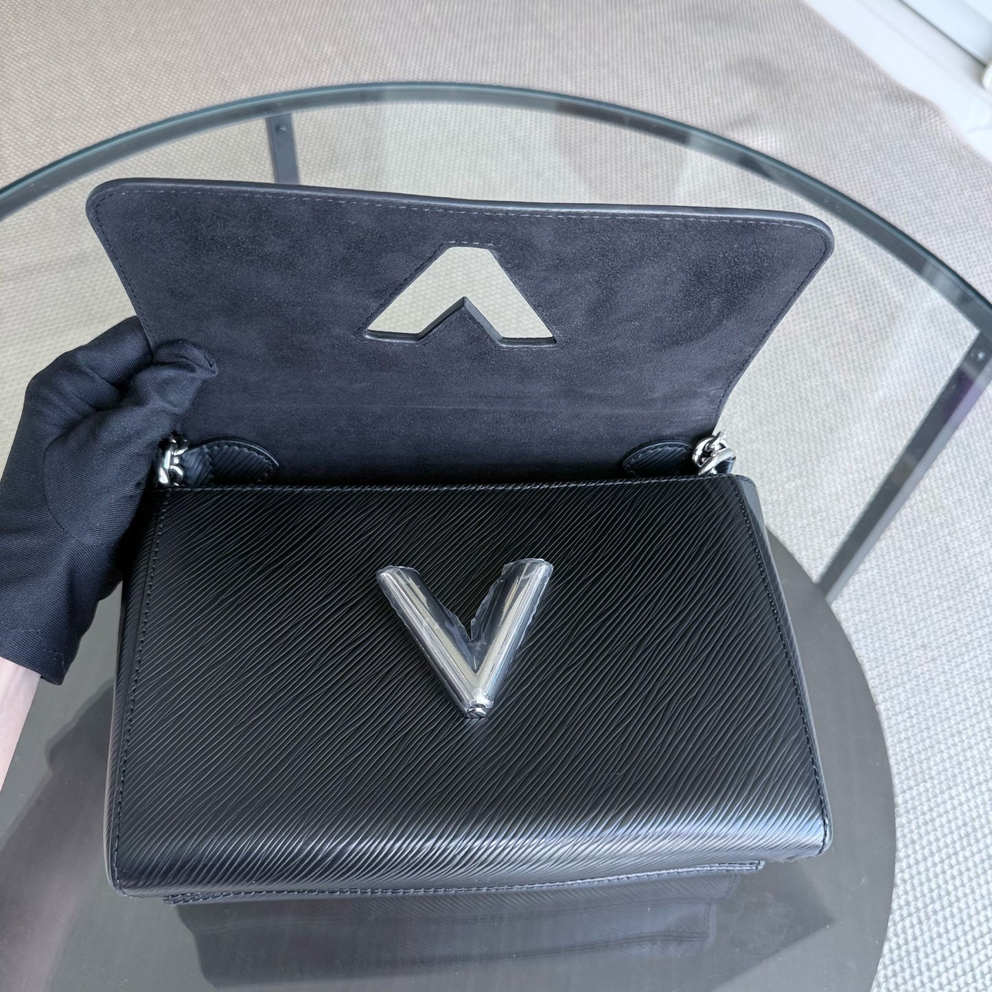 Kovancy Twist Medium MM - Cuir EPI Noir Quincaillerie Argentée