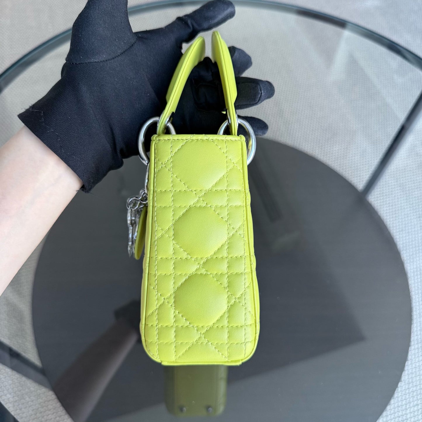 Kovancy Lady Mini - Sangle réglable en cuir d'agneau Cannage jaune et métal argenté