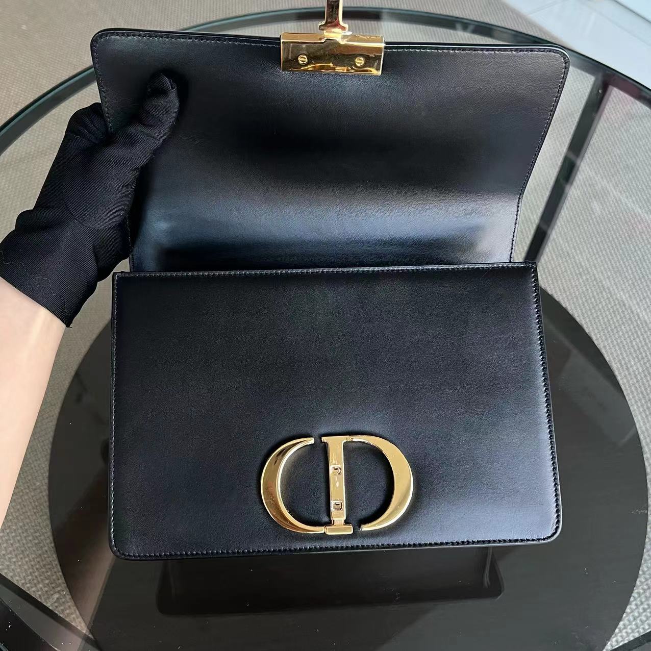 Kovancy 30 Montaigne - Cuir de veau lisse noir accastillage doré avec bandoulière