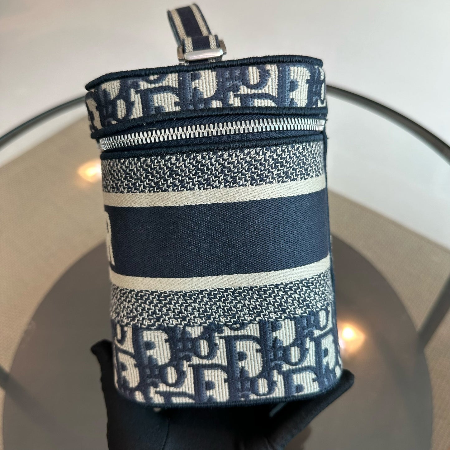 Kovancy Sac à main Vanity en jacquard à broderies obliques bleu SHW