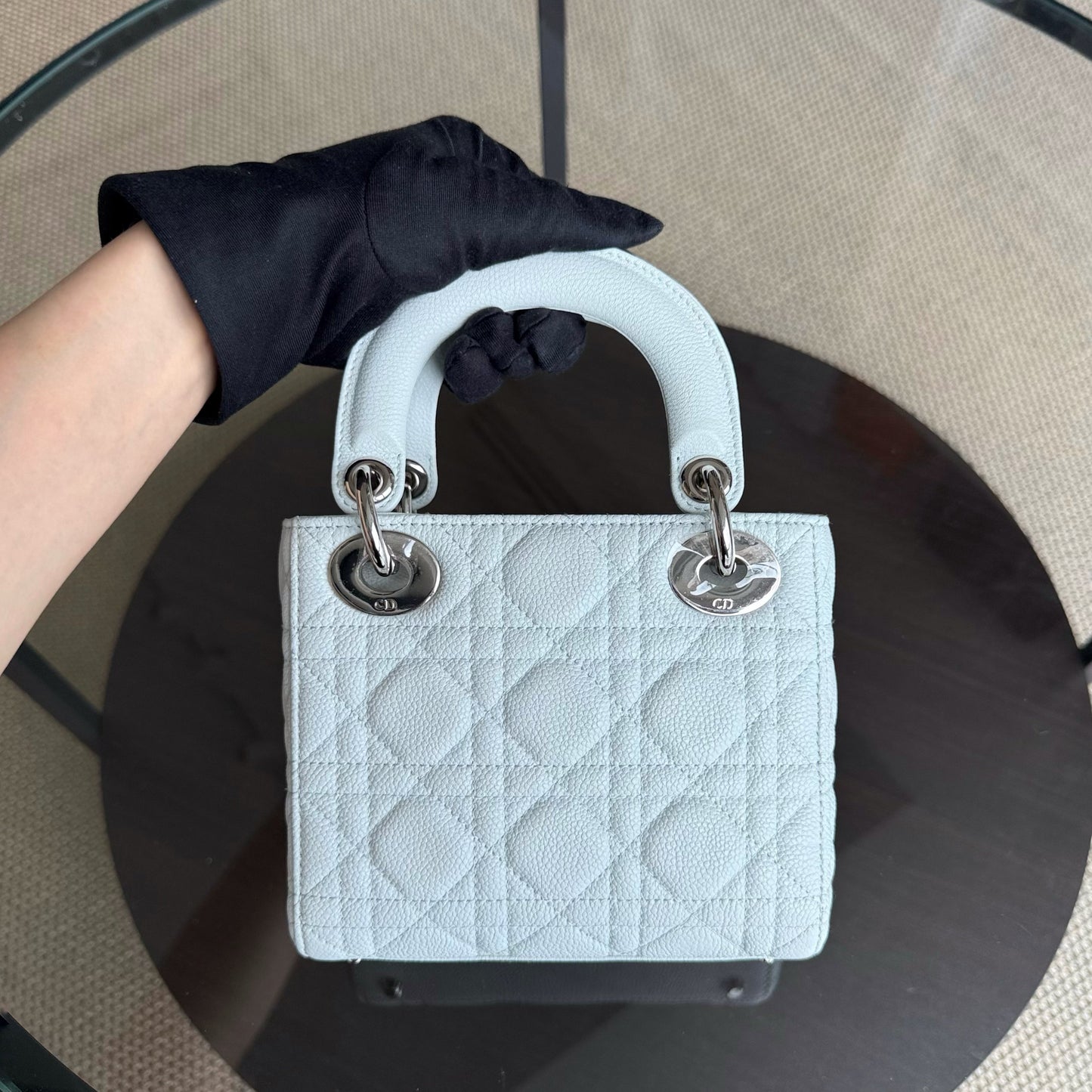 Kovancy Lady Mini - Cuir de veau grainé Cannage Glacier White Hardware argenté