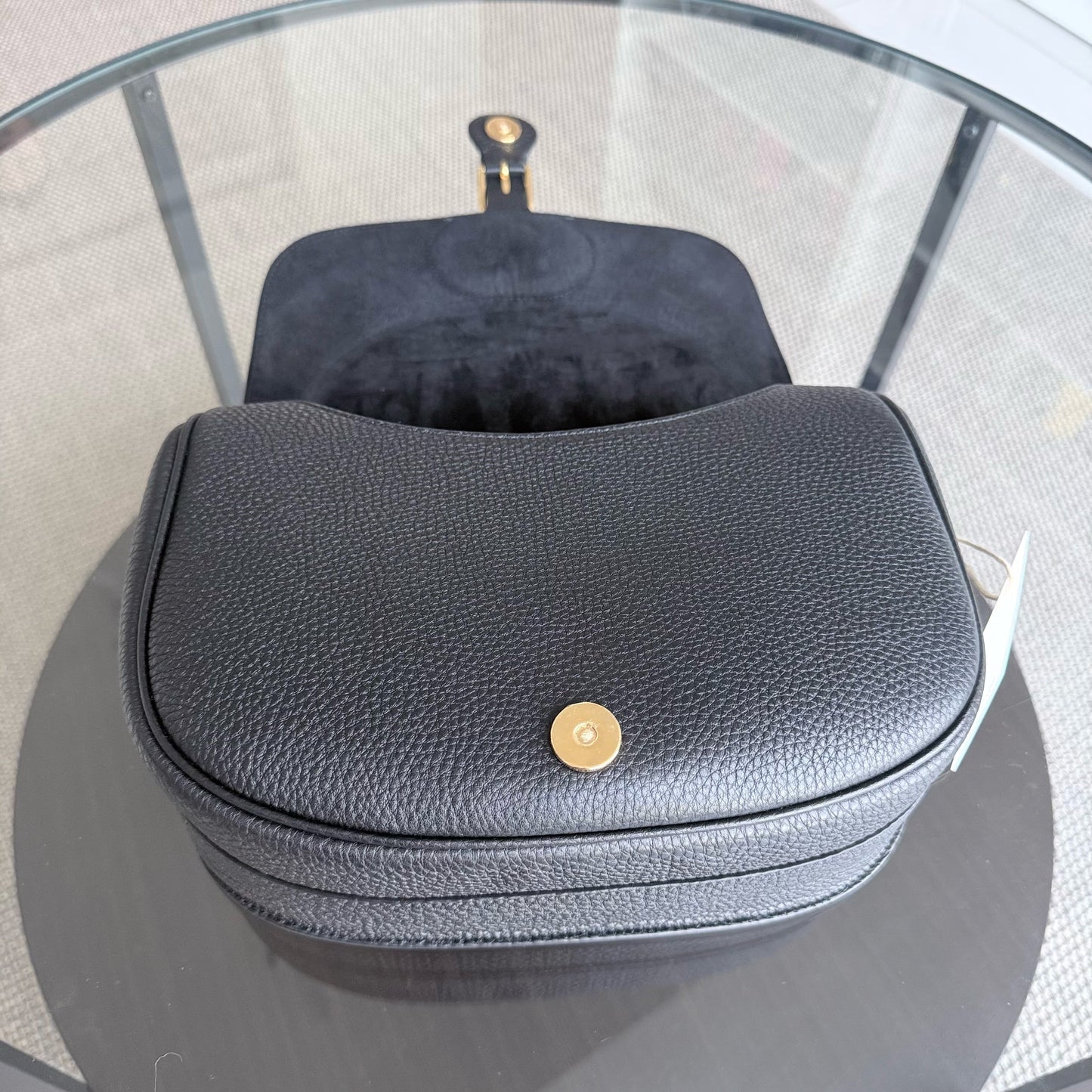 Kovancy Bijou Bobby Large - Cuir caviar noir, finitions dorées, bandoulière